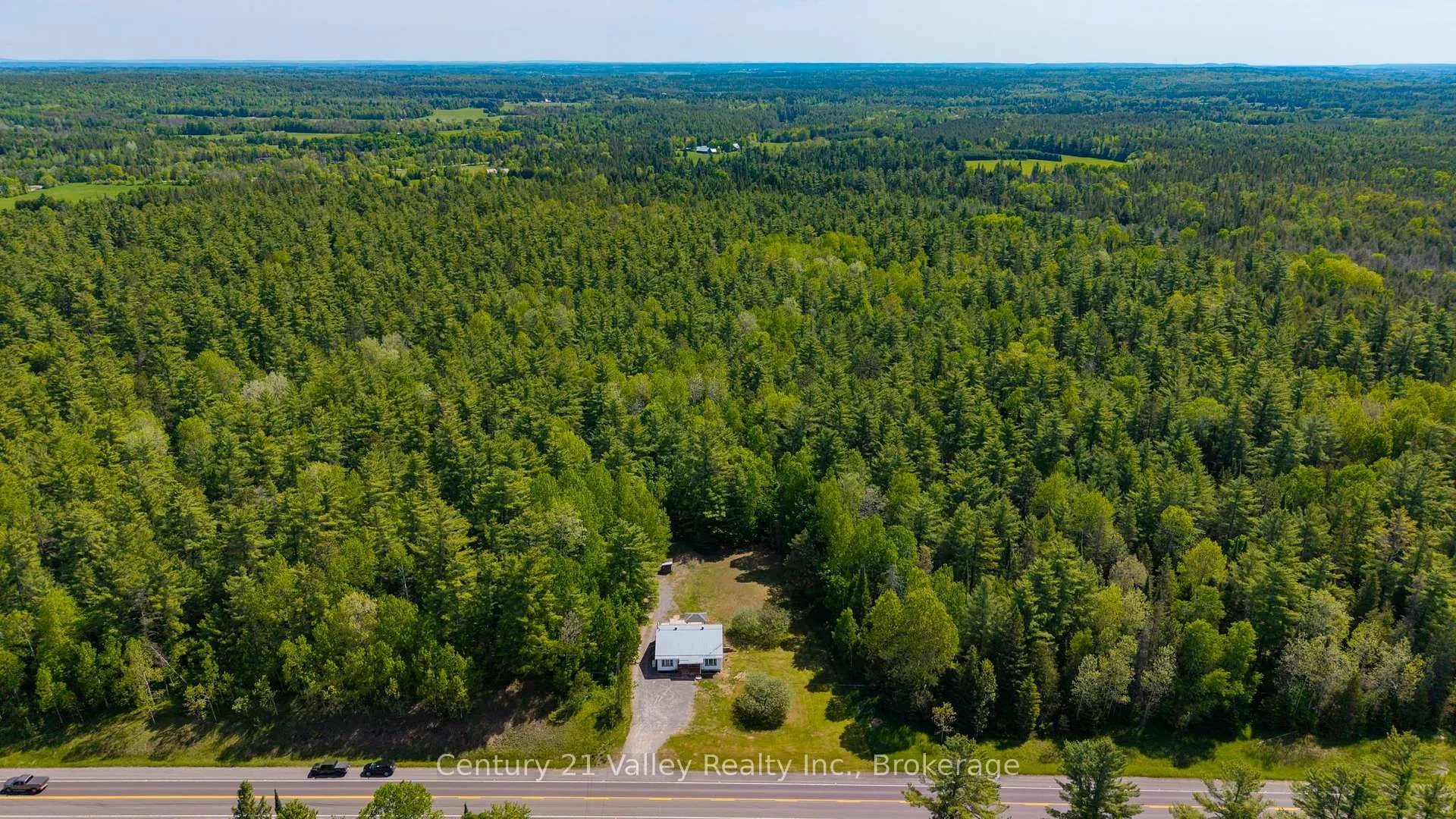 Photo 2 of 33898 41 Highway, Bonnechere Valley, Eganville/Bonnechere Twp — HOMEH