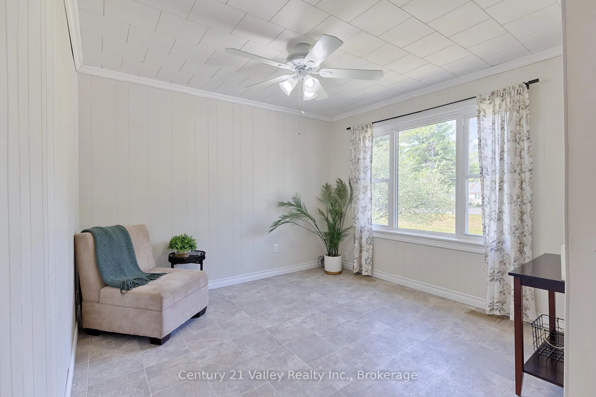 Photo 10 of 33898 41 Highway, Bonnechere Valley, Eganville/Bonnechere Twp — HOMEH