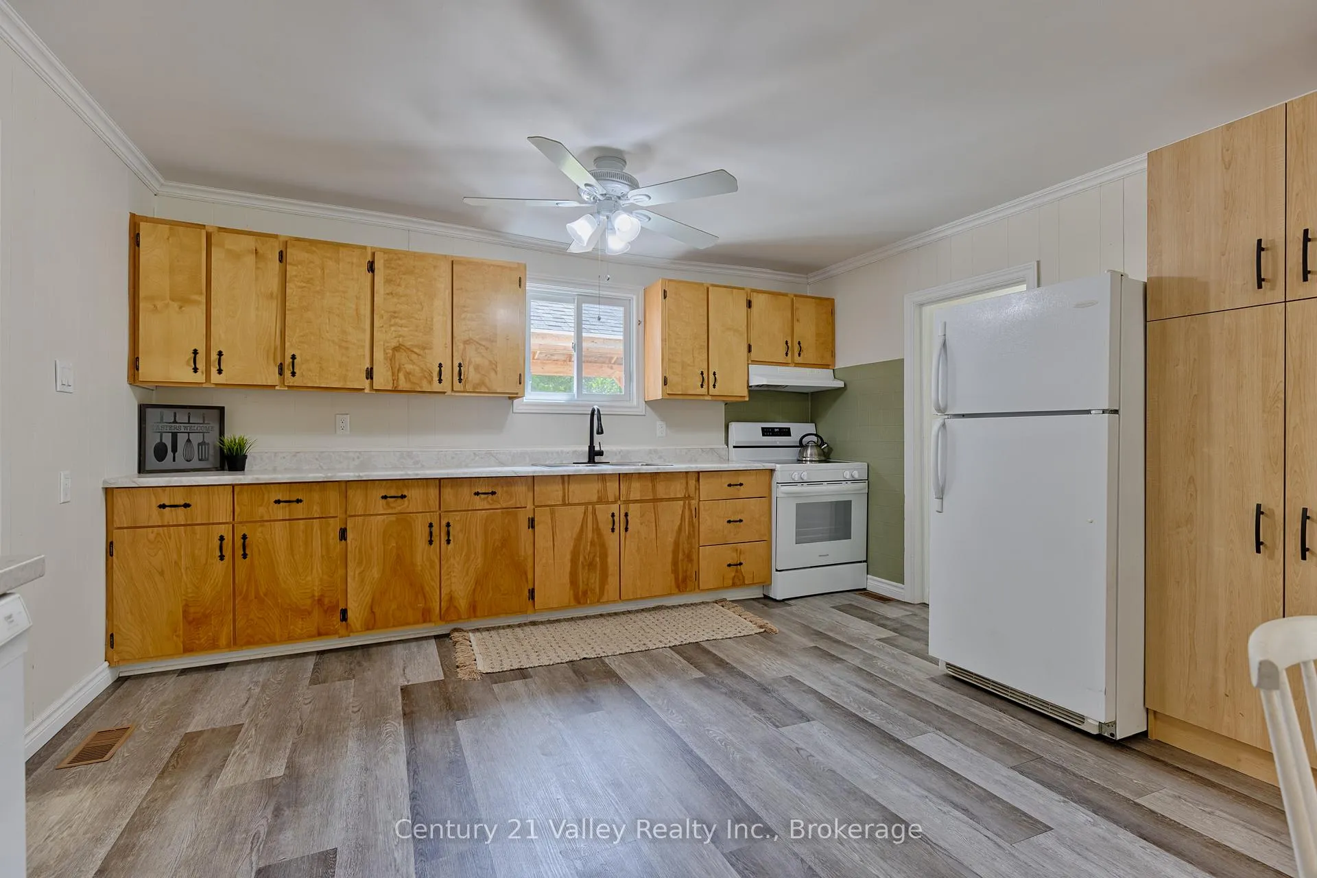 Photo 16 of 33898 41 Highway, Bonnechere Valley, Eganville/Bonnechere Twp — HOMEH