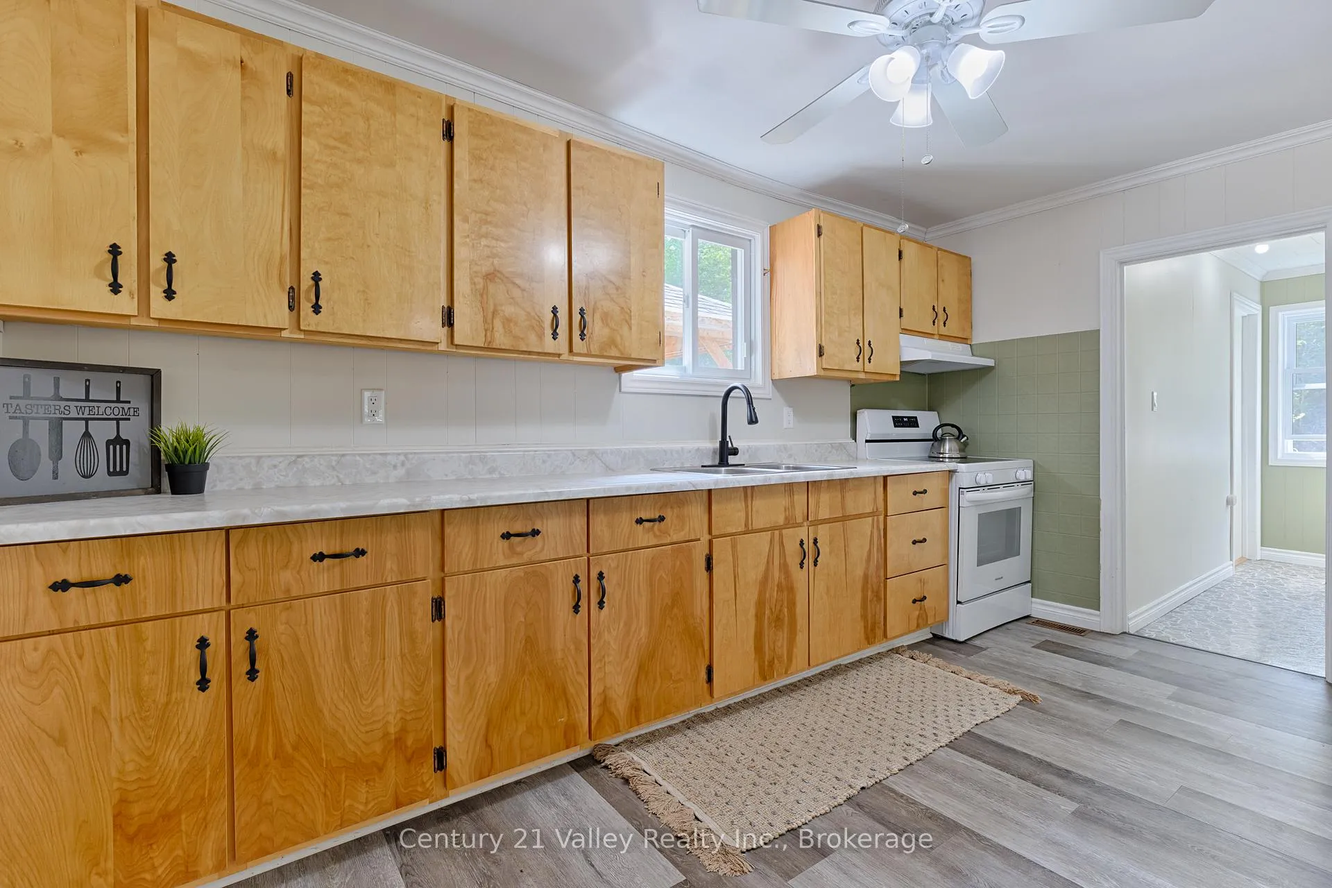 Photo 20 of 33898 41 Highway, Bonnechere Valley, Eganville/Bonnechere Twp — HOMEH