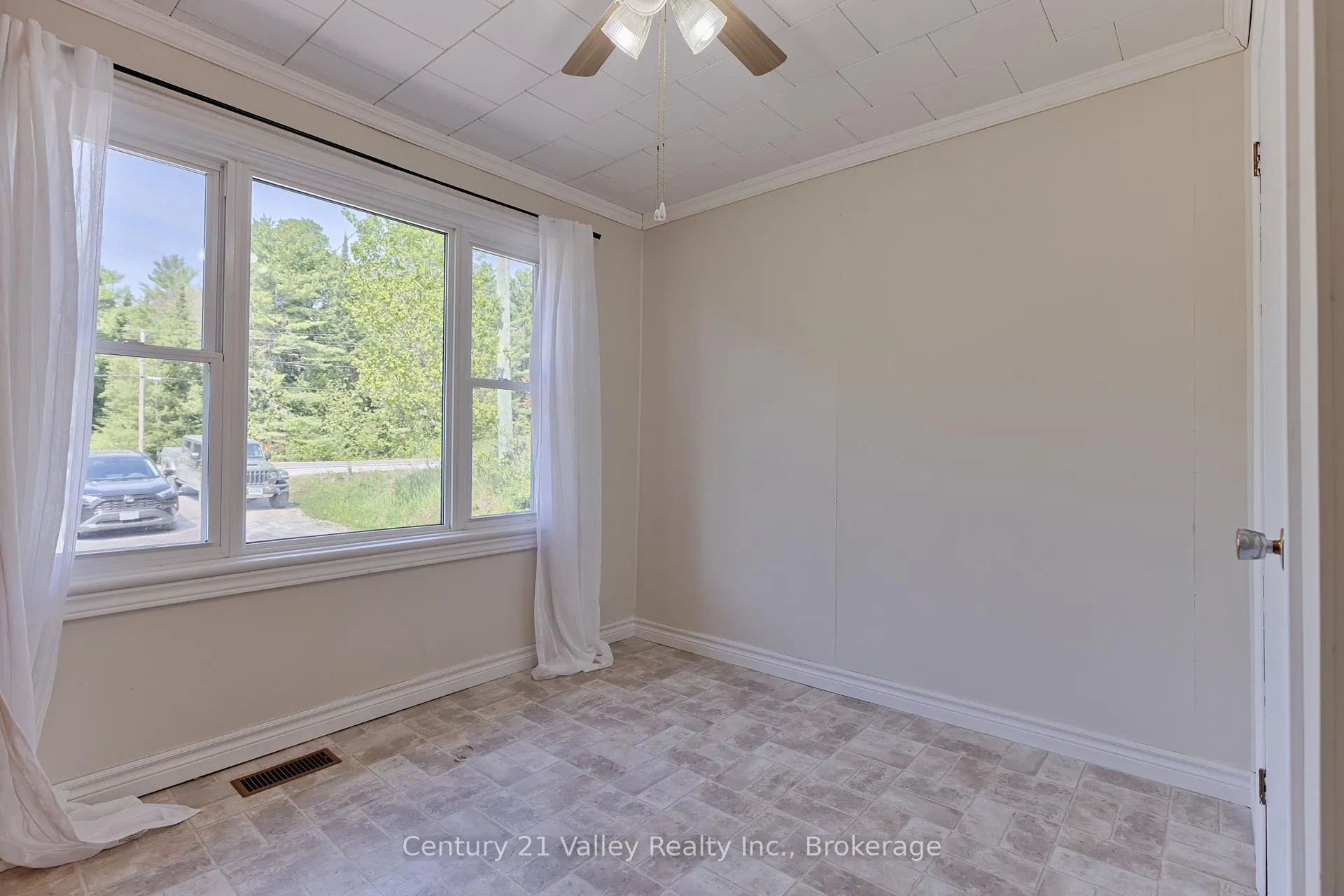 Photo 23 of 33898 41 Highway, Bonnechere Valley, Eganville/Bonnechere Twp — HOMEH