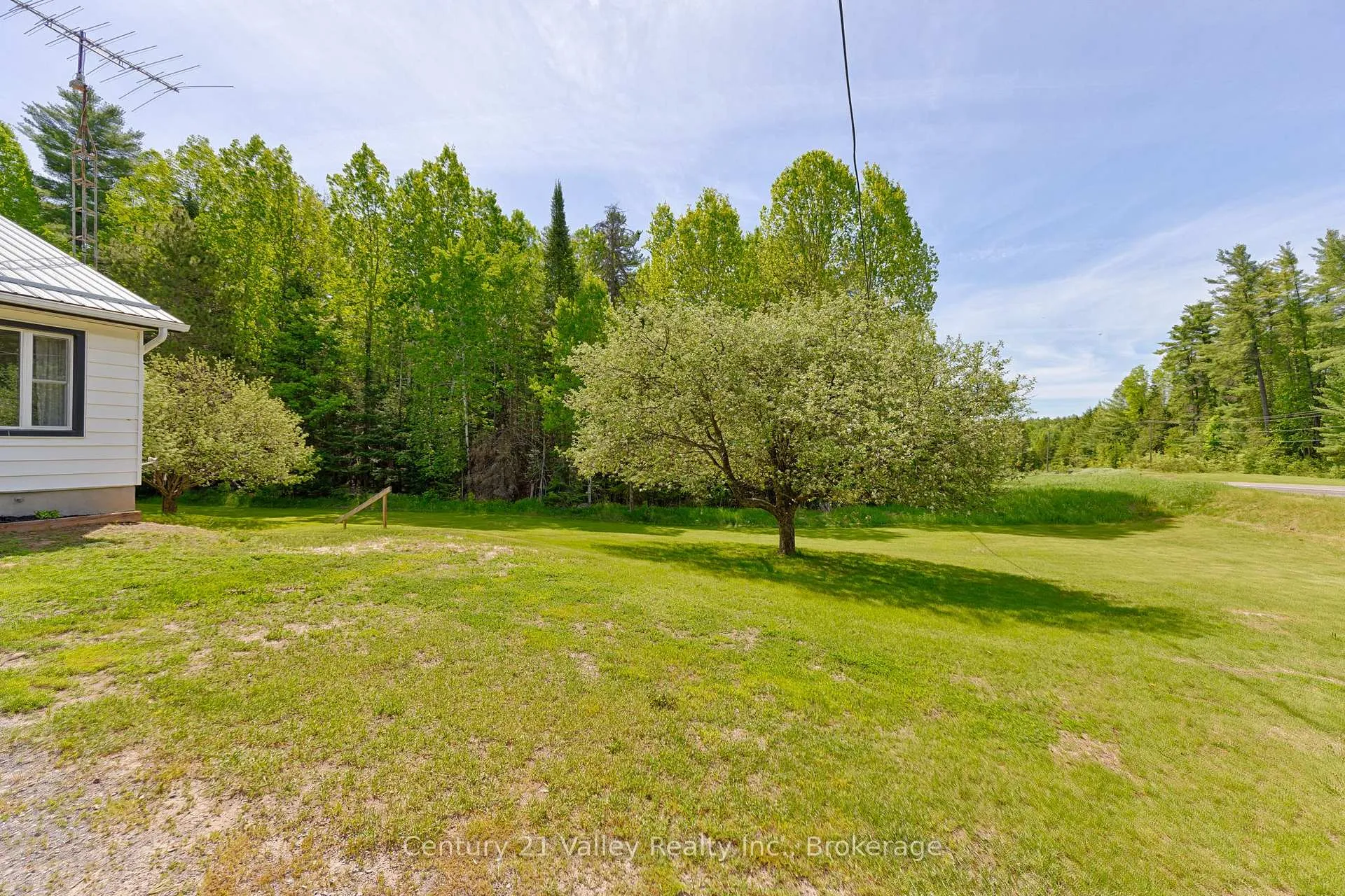 Photo 32 of 33898 41 Highway, Bonnechere Valley, Eganville/Bonnechere Twp — HOMEH