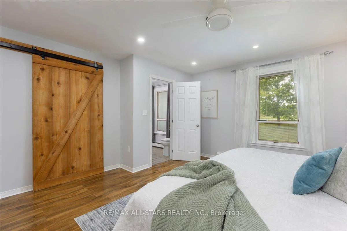 Photo 17 of 562 Catering Road, Georgina, Sutton & Jackson's Point — HOMEH