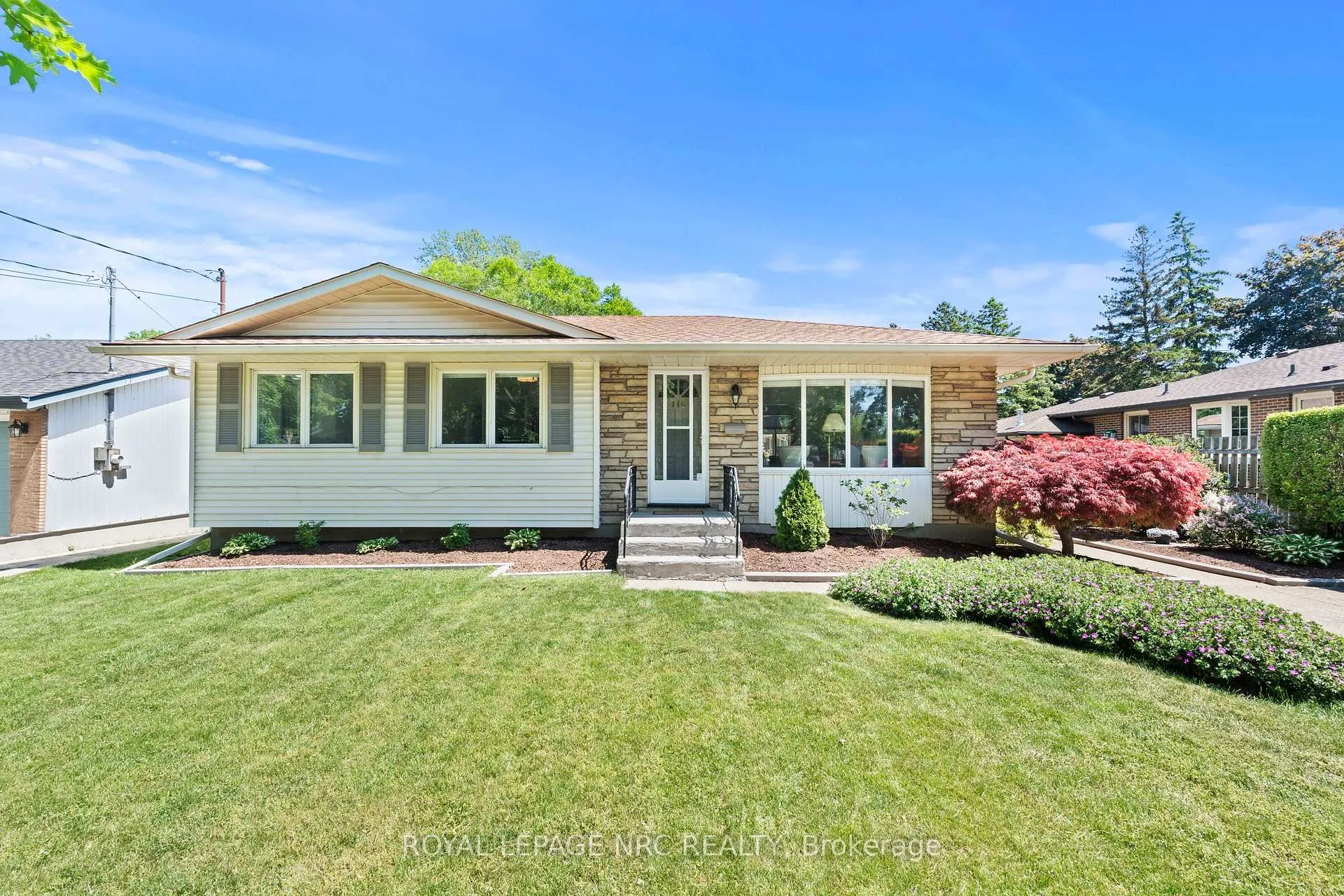 Photo 4 of 116 Windward Street, St. Catharines, Carlton/Bunting — HOMEH