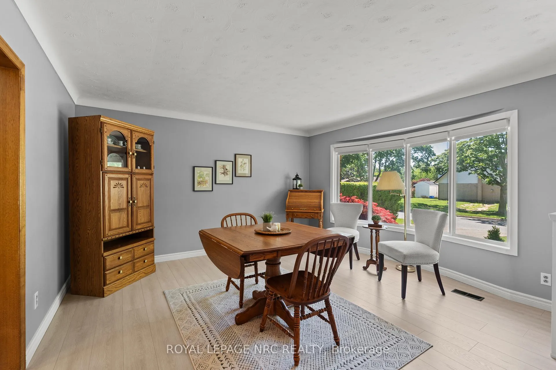 Photo 8 of 116 Windward Street, St. Catharines, Carlton/Bunting — HOMEH