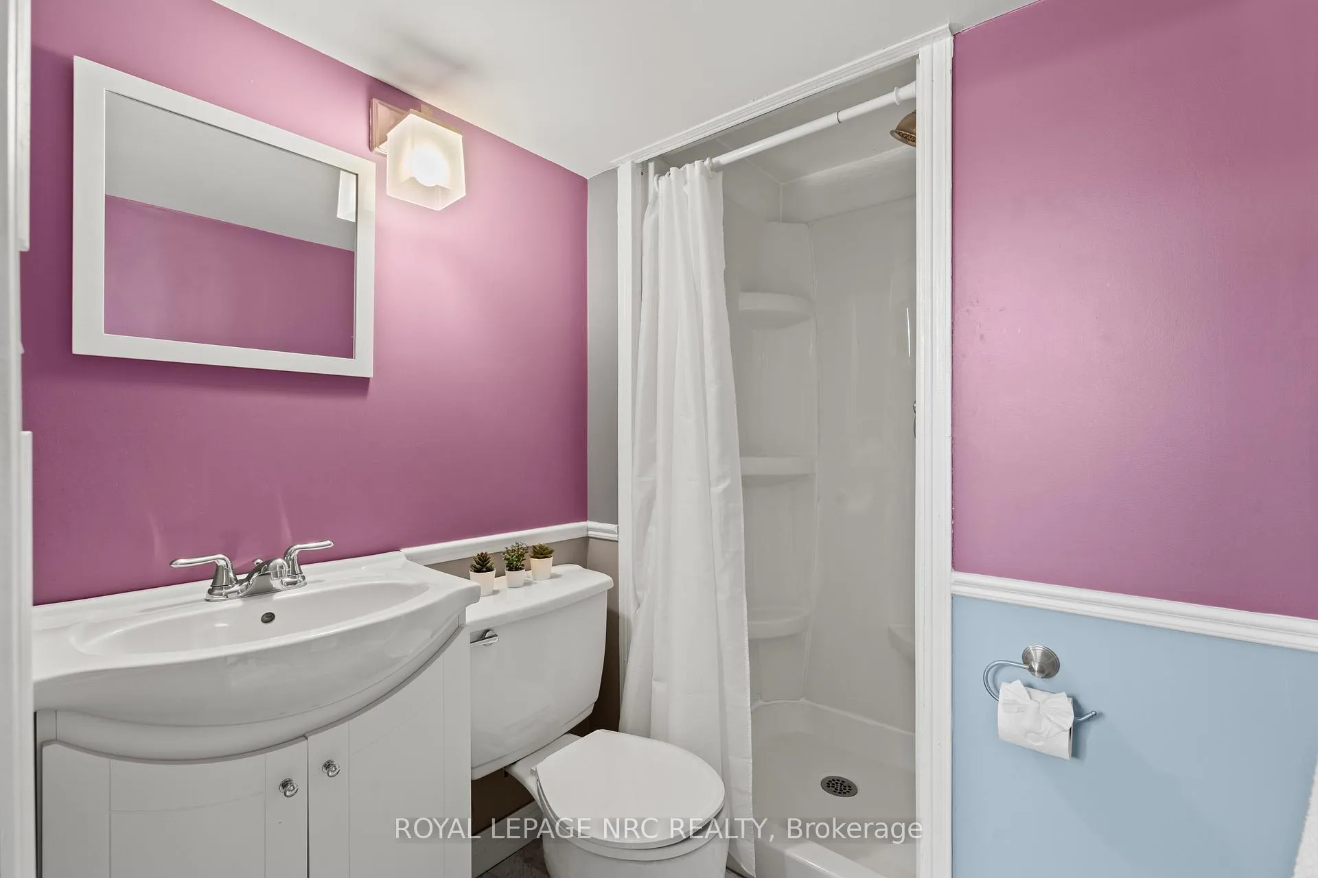 Photo 30 of 116 Windward Street, St. Catharines, Carlton/Bunting — HOMEH