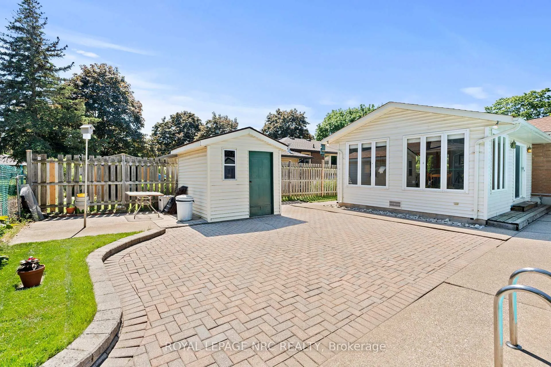 Photo 36 of 116 Windward Street, St. Catharines, Carlton/Bunting — HOMEH