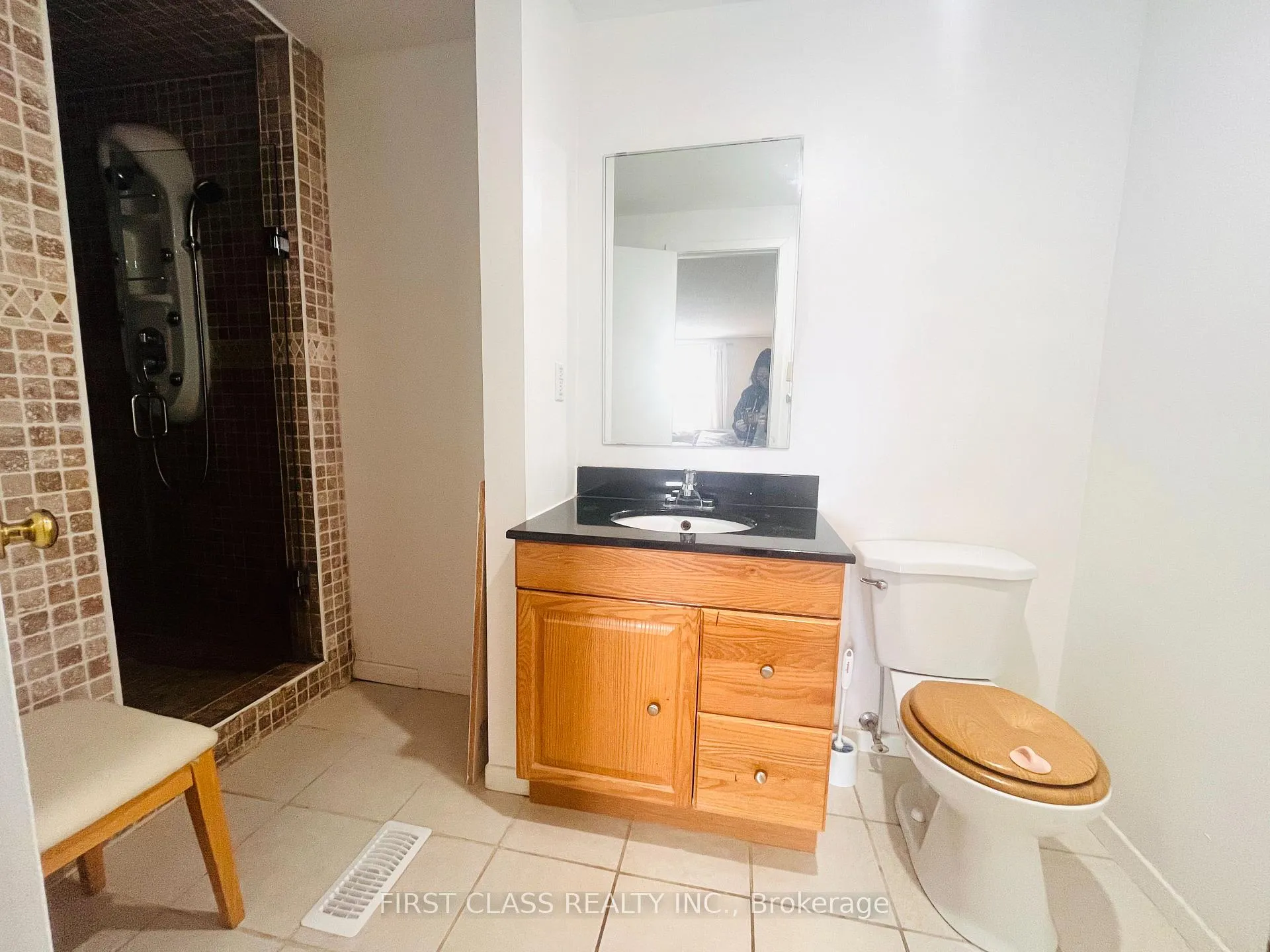 Photo 16 of 53 Spring Forest Square, Scarborough, Agincourt South-Malvern West — HOMEH