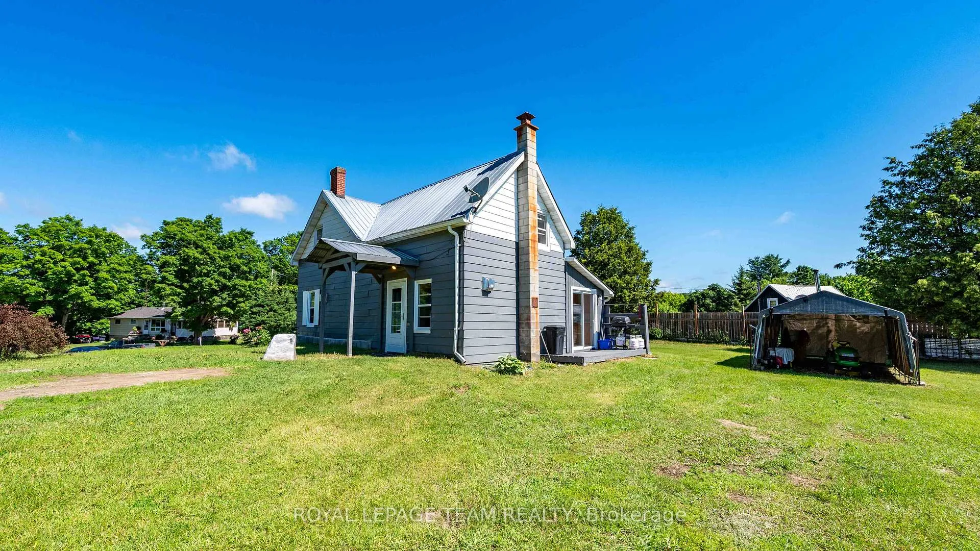 Photo of 828 Cemetery Road