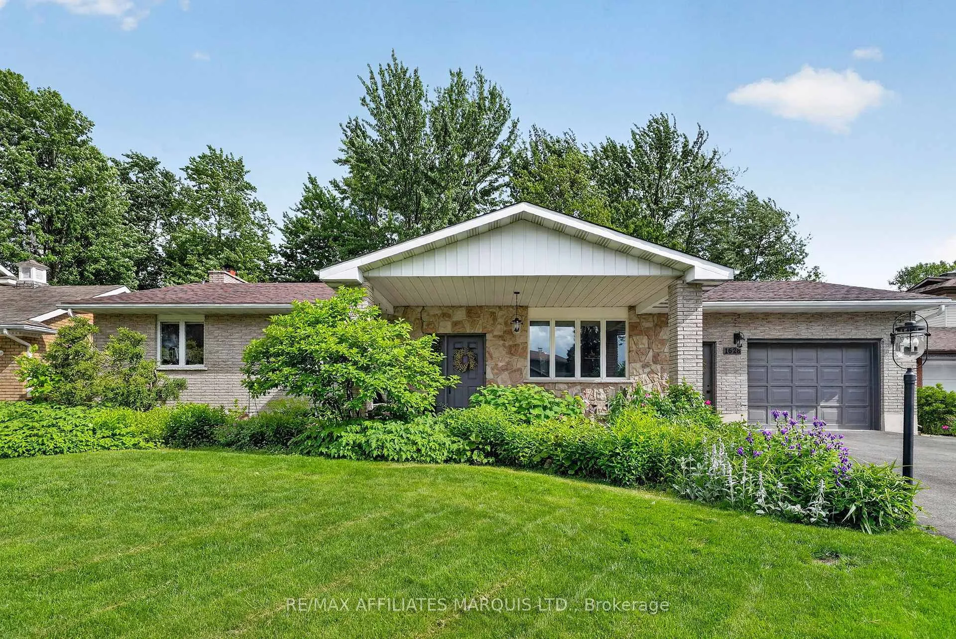 Photo 1 of 1628 Grant Avenue, Cornwall, Cornwall — HOMEH