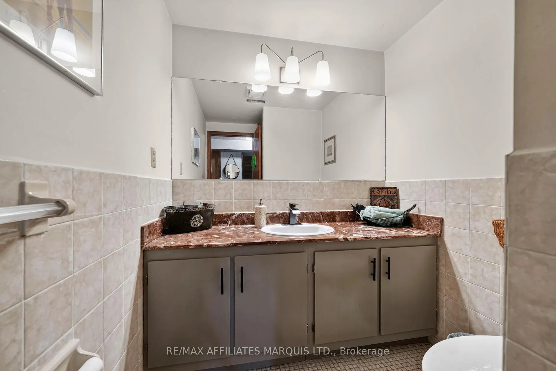 Photo 34 of 1628 Grant Avenue, Cornwall, Cornwall — HOMEH