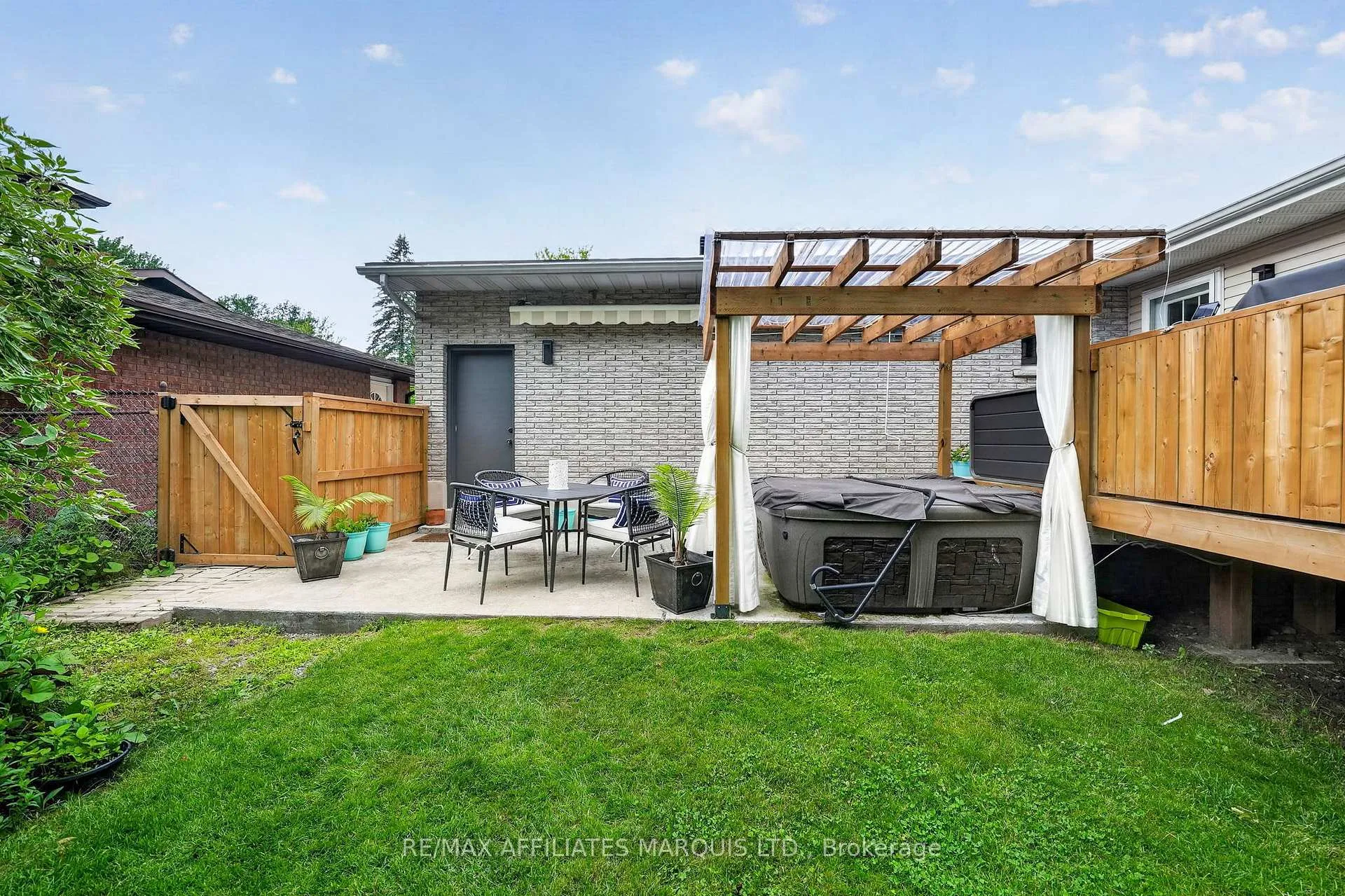 Photo 41 of 1628 Grant Avenue, Cornwall, Cornwall — HOMEH