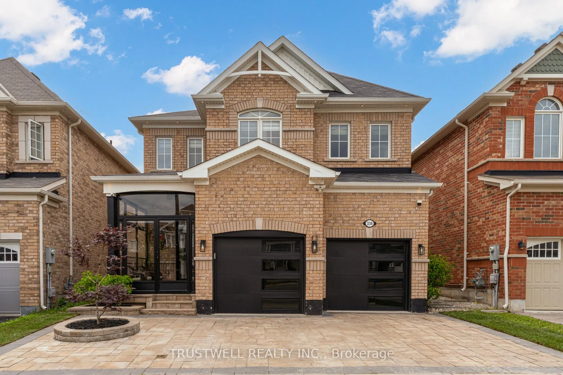Photo 2 of 334 Trudeau Drive, Milton, Clarke — HOMEH