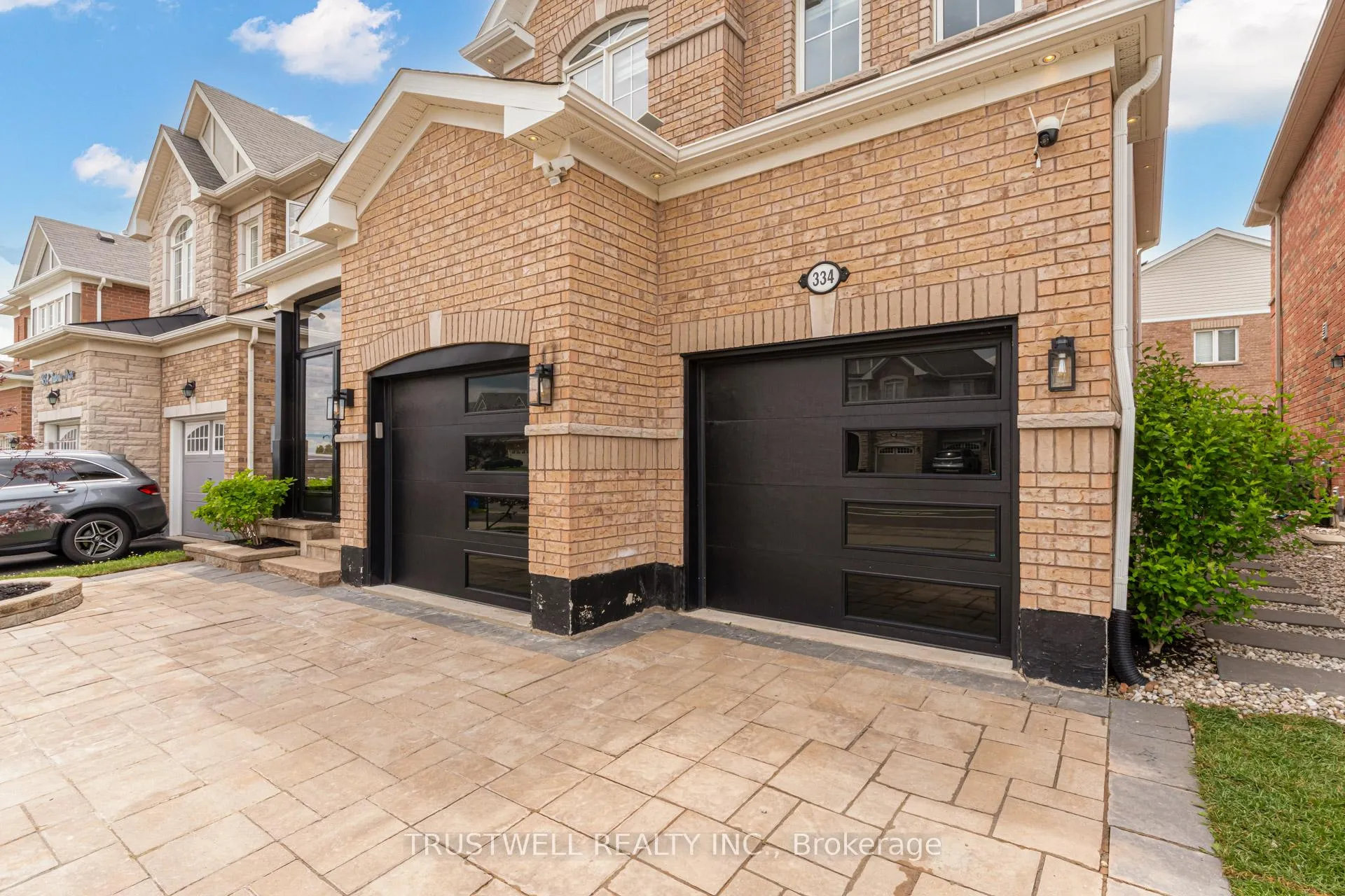 Photo 5 of 334 Trudeau Drive, Milton, Clarke — HOMEH