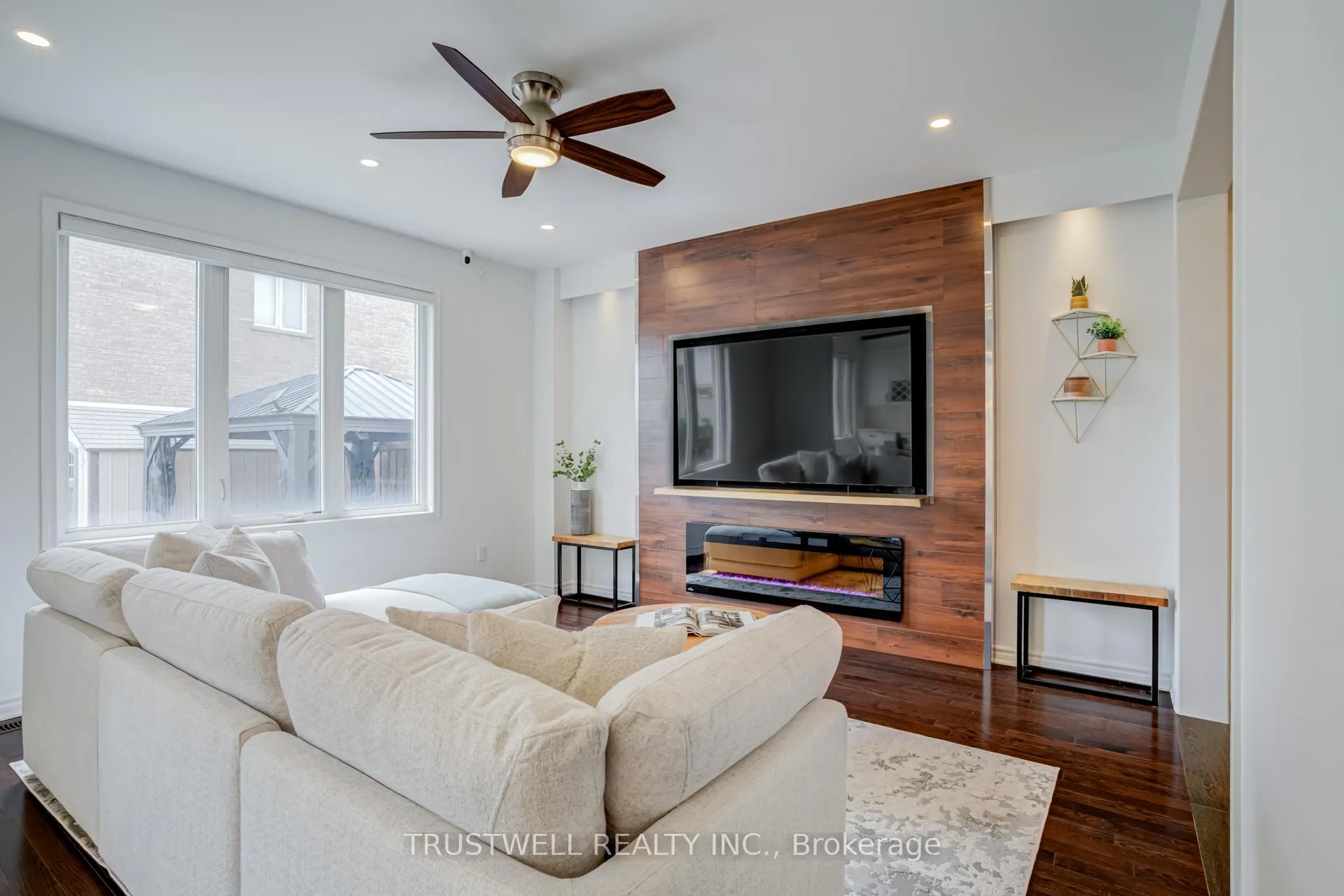 Photo 15 of 334 Trudeau Drive, Milton, Clarke — HOMEH