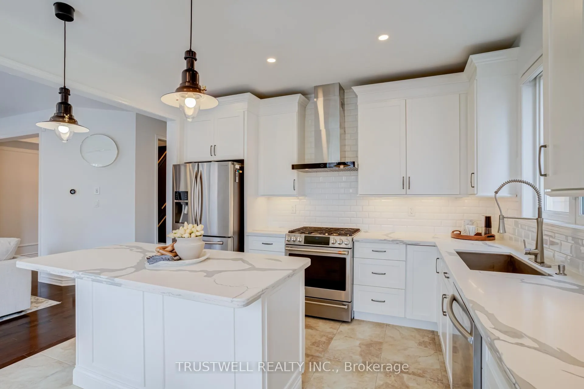 Photo 16 of 334 Trudeau Drive, Milton, Clarke — HOMEH