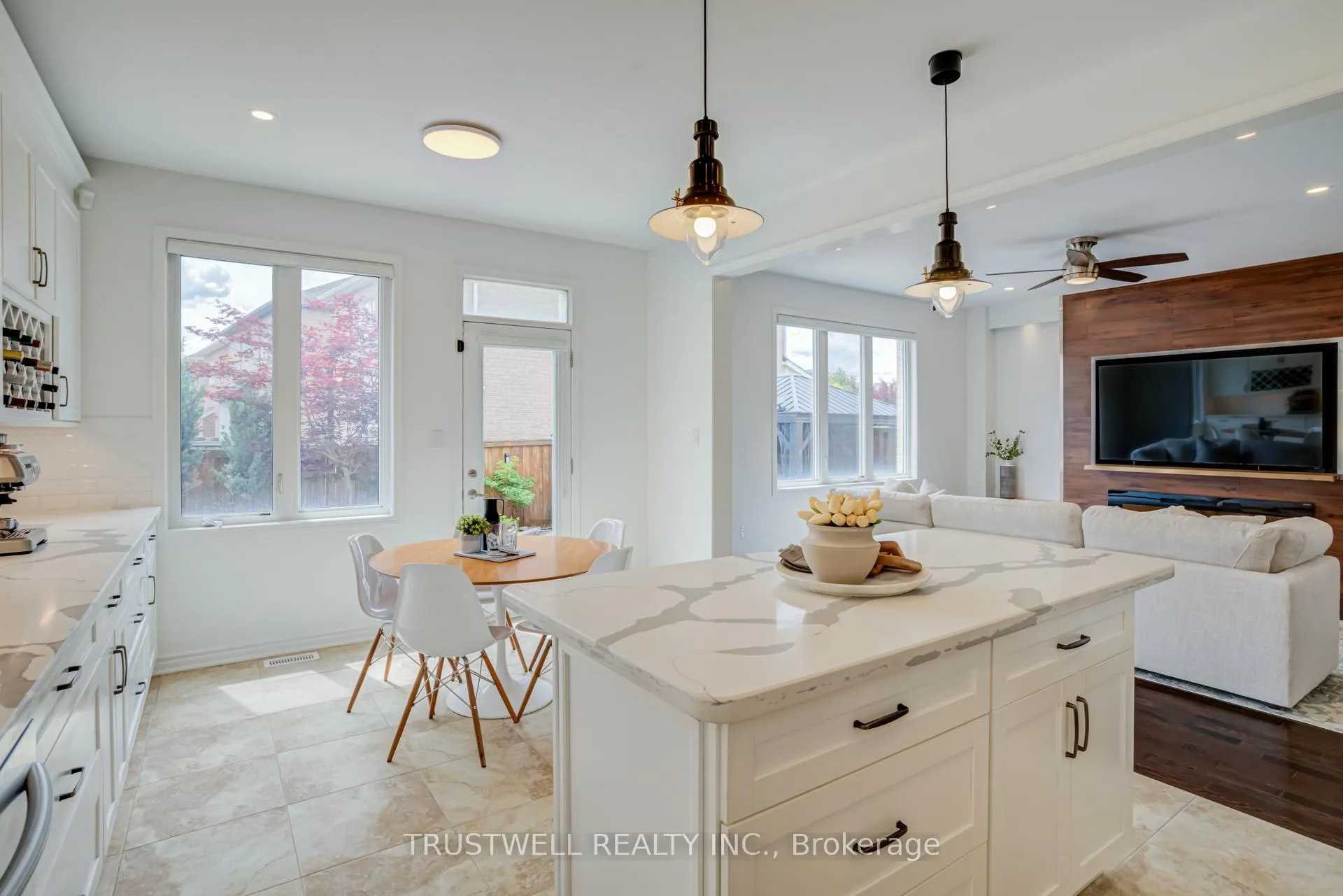 Photo 21 of 334 Trudeau Drive, Milton, Clarke — HOMEH