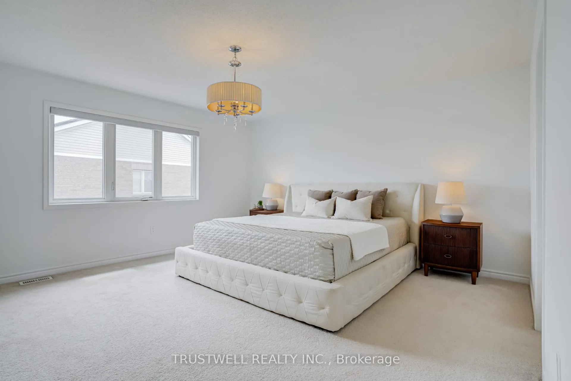 Photo 28 of 334 Trudeau Drive, Milton, Clarke — HOMEH