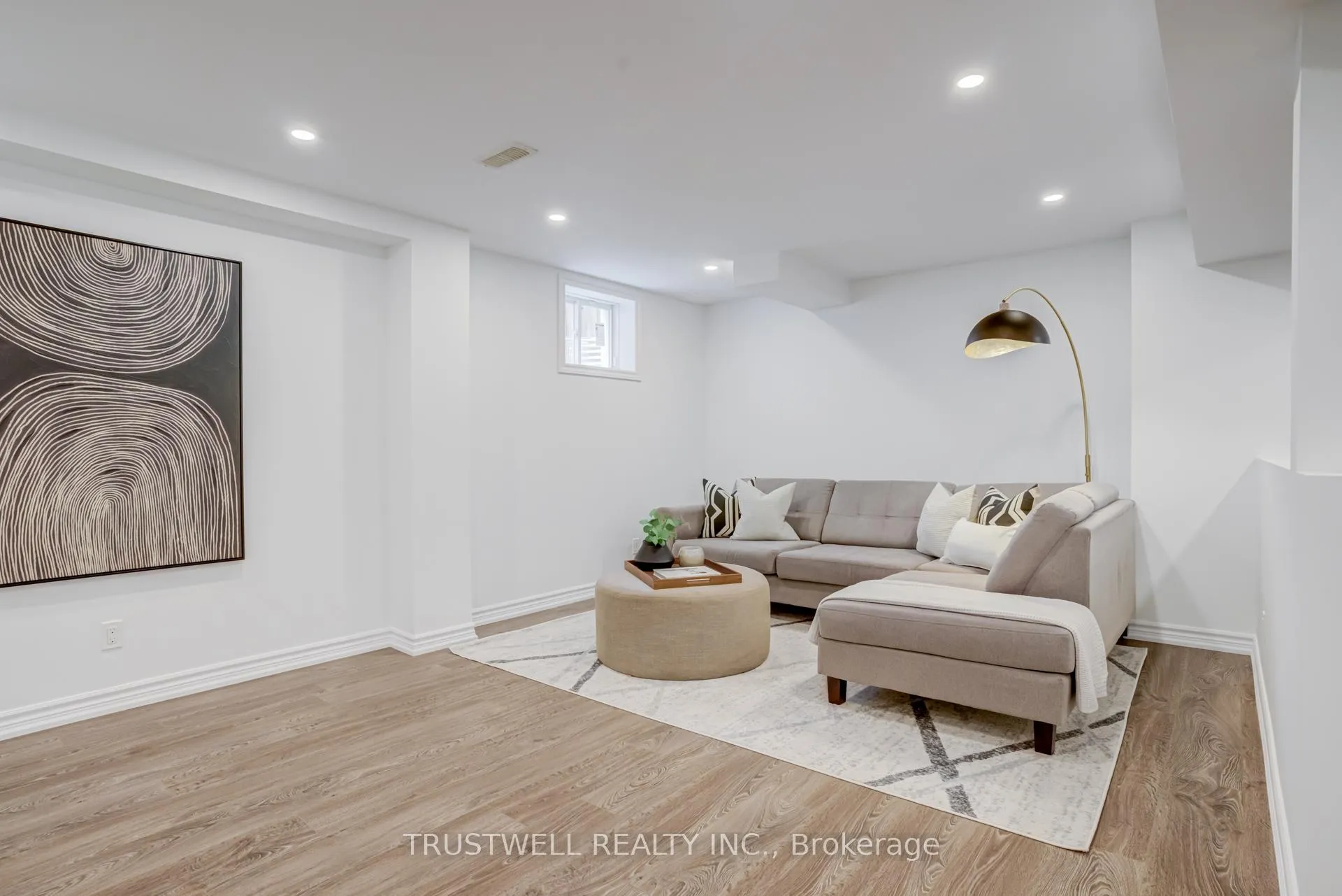 Photo 43 of 334 Trudeau Drive, Milton, Clarke — HOMEH