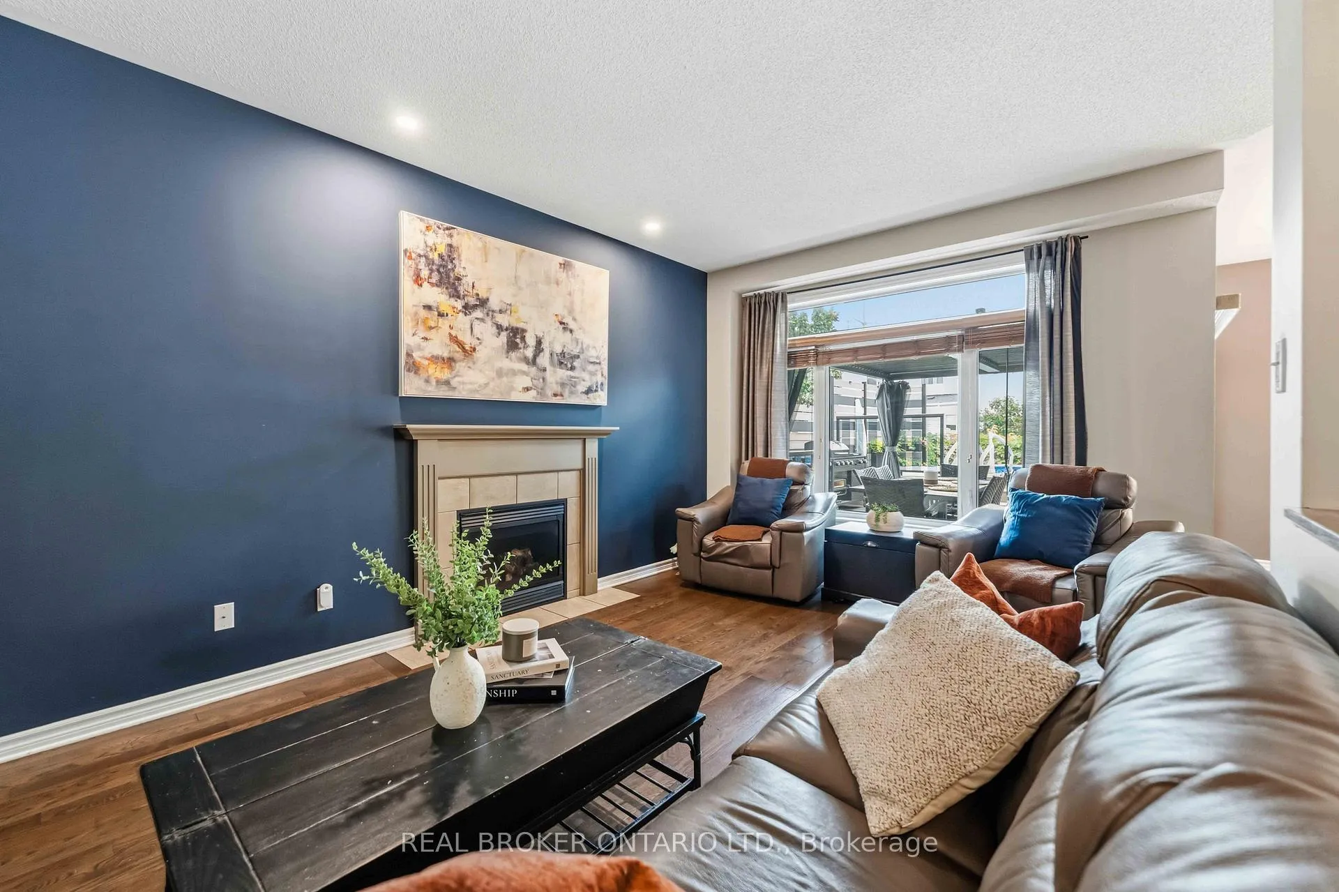 Photo 9 of 51 Denton Way, Ottawa, Fallingbrook/Gardenway South — HOMEH