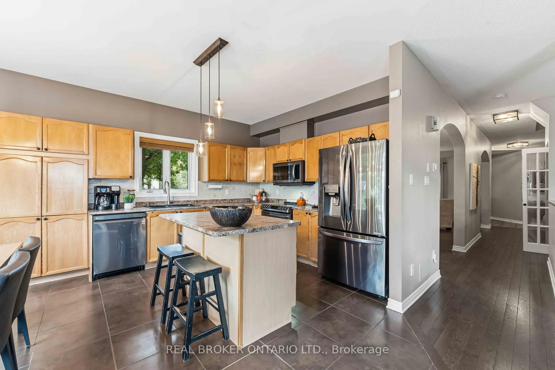 Photo 18 of 51 Denton Way, Ottawa, Fallingbrook/Gardenway South — HOMEH