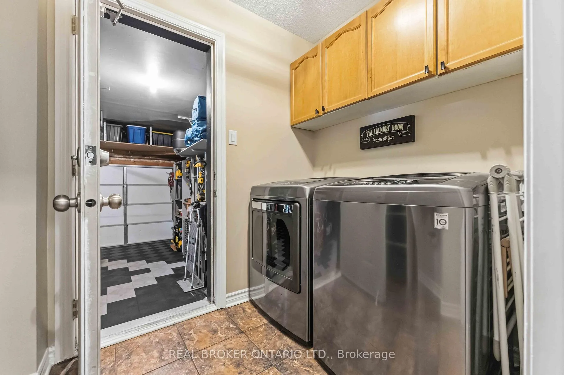 Photo 20 of 51 Denton Way, Ottawa, Fallingbrook/Gardenway South — HOMEH