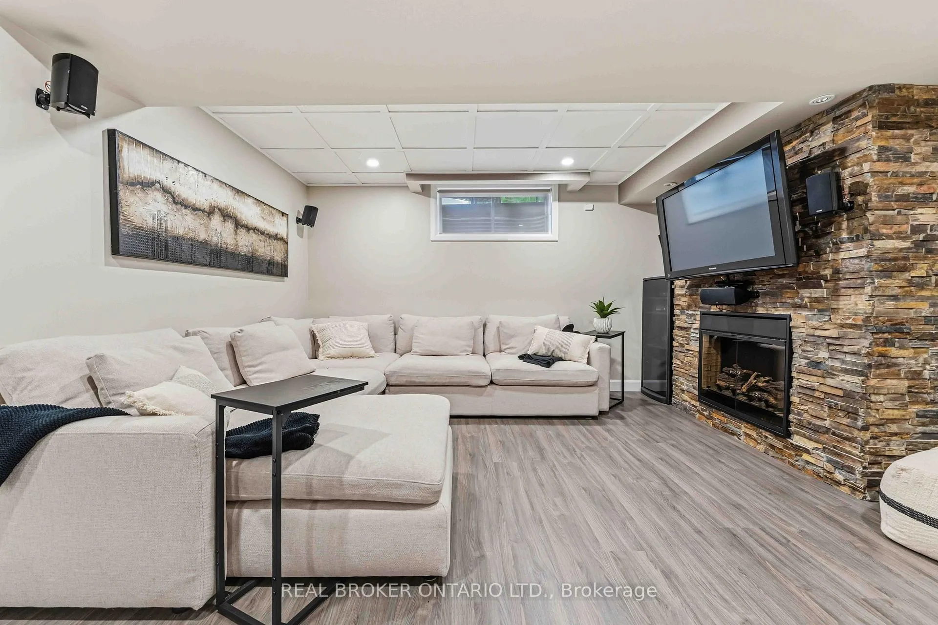 Photo 39 of 51 Denton Way, Ottawa, Fallingbrook/Gardenway South — HOMEH