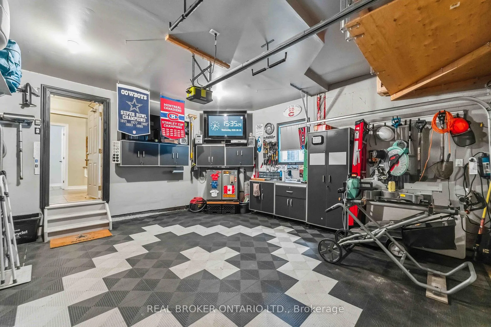 Photo 44 of 51 Denton Way, Ottawa, Fallingbrook/Gardenway South — HOMEH