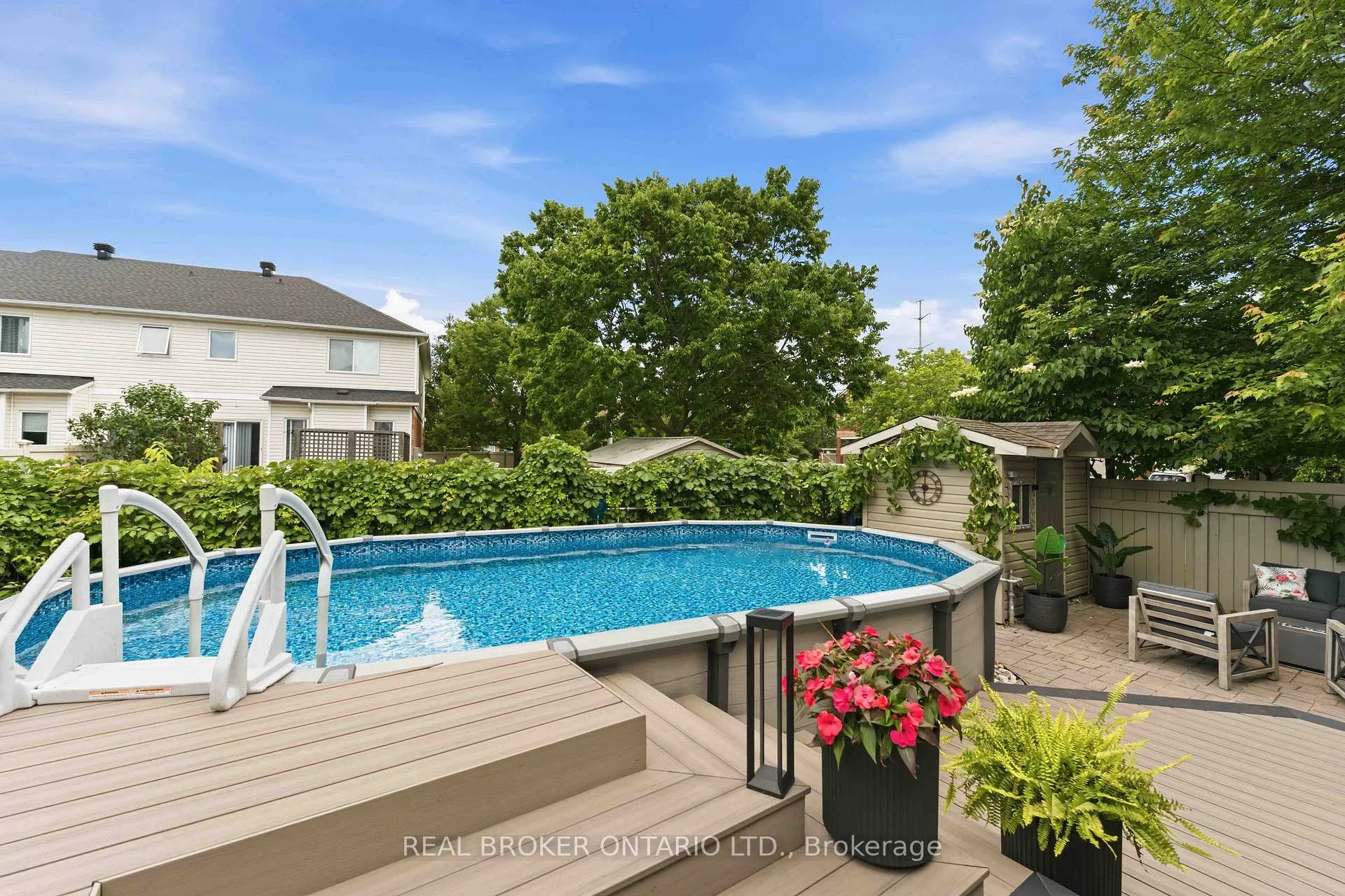 Photo 48 of 51 Denton Way, Ottawa, Fallingbrook/Gardenway South — HOMEH