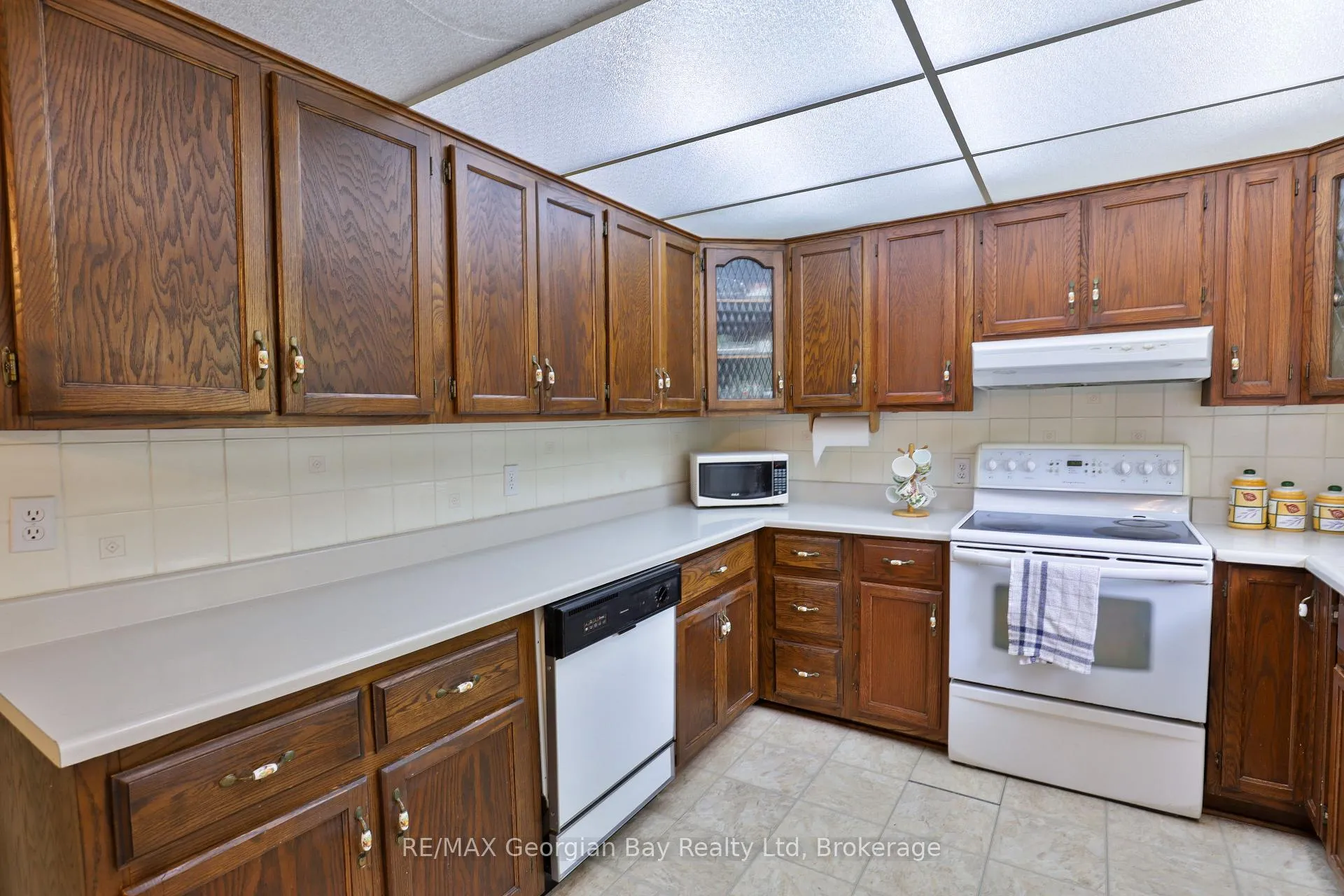 Photo 11 of 1 Lindale Avenue, Tiny, Rural Tiny — HOMEH