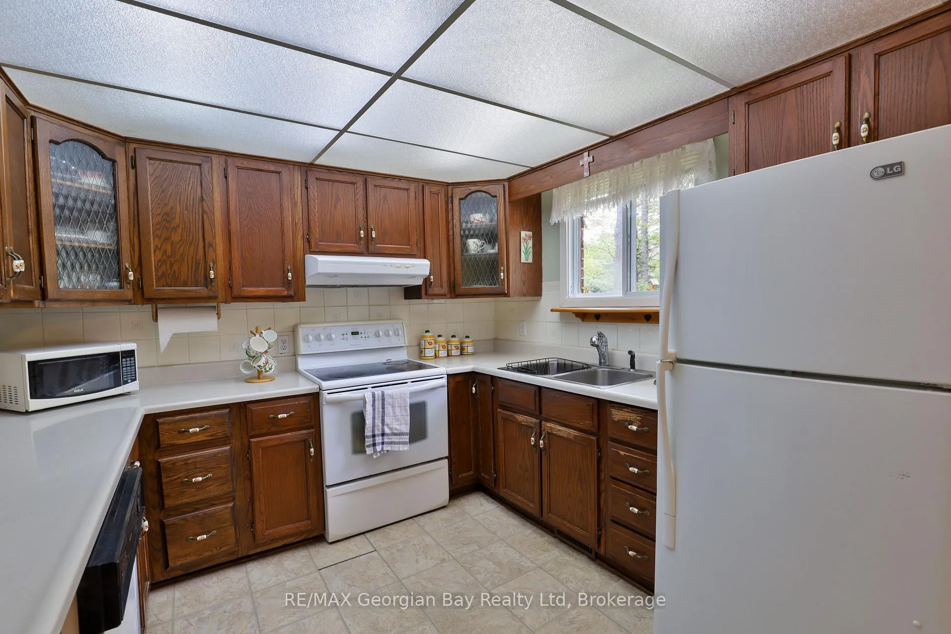 Photo 12 of 1 Lindale Avenue, Tiny, Rural Tiny — HOMEH