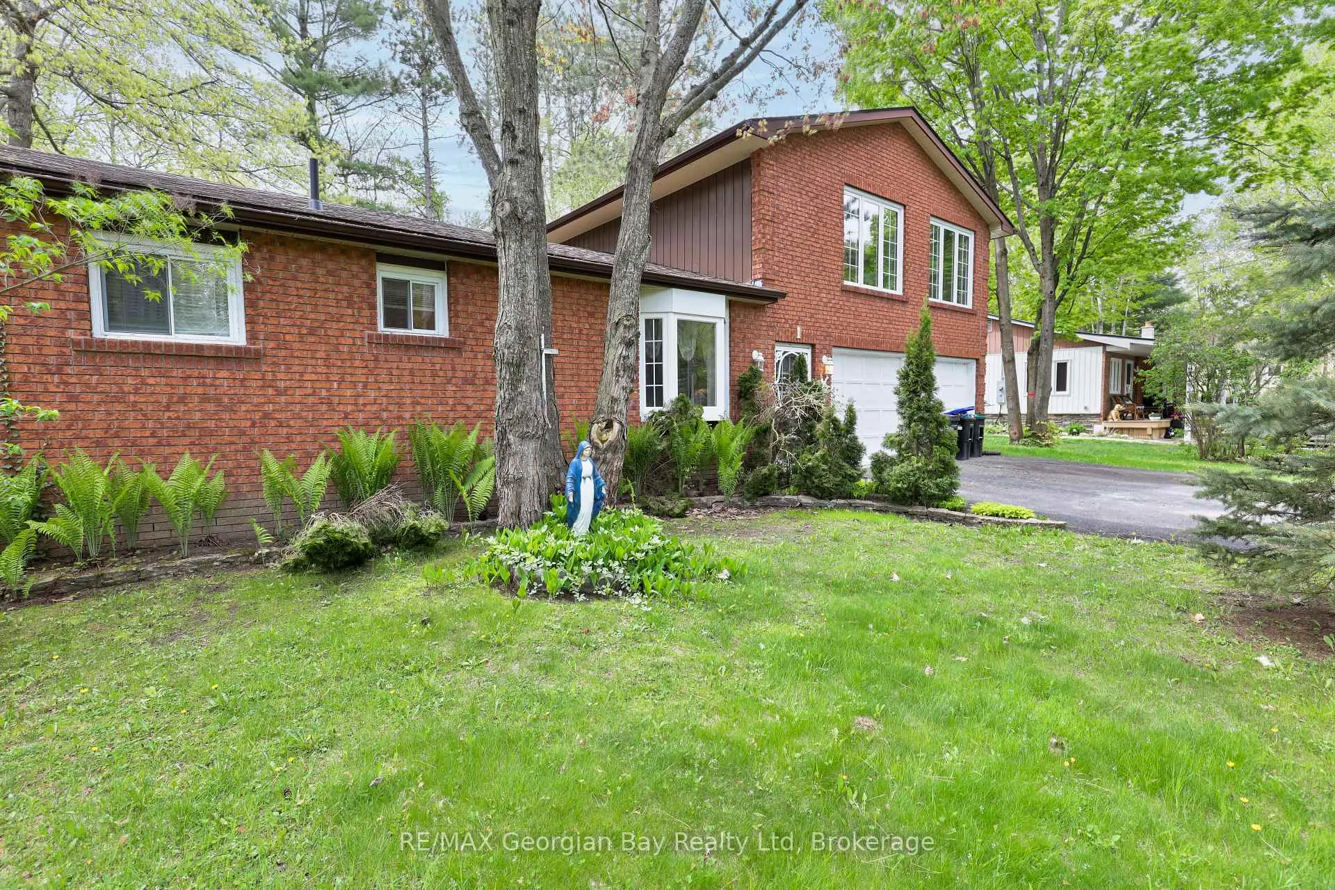 Photo 37 of 1 Lindale Avenue, Tiny, Rural Tiny — HOMEH