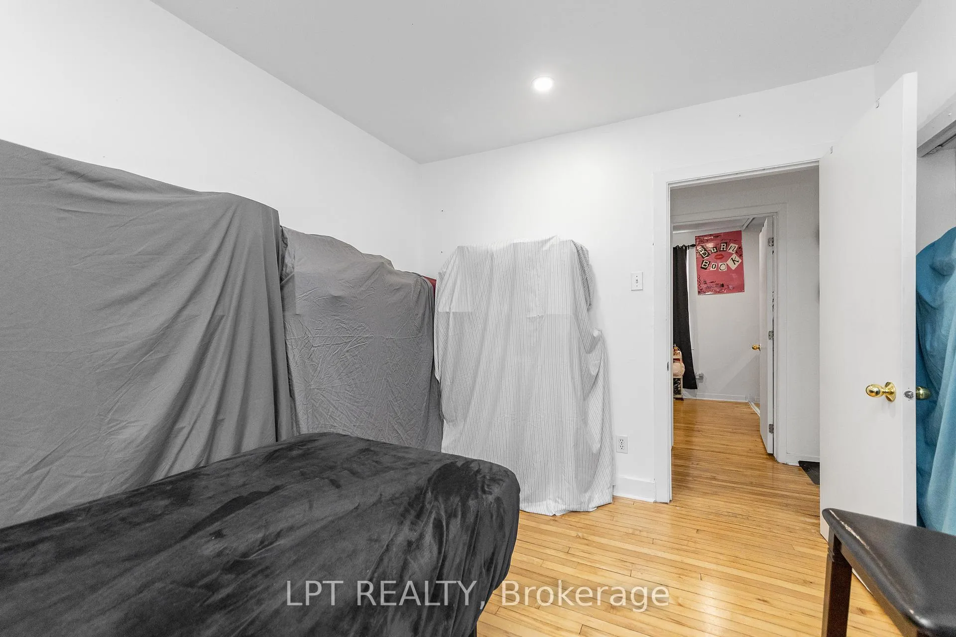 Photo 14 of 361 Iberville Street, Ottawa, Vanier — HOMEH