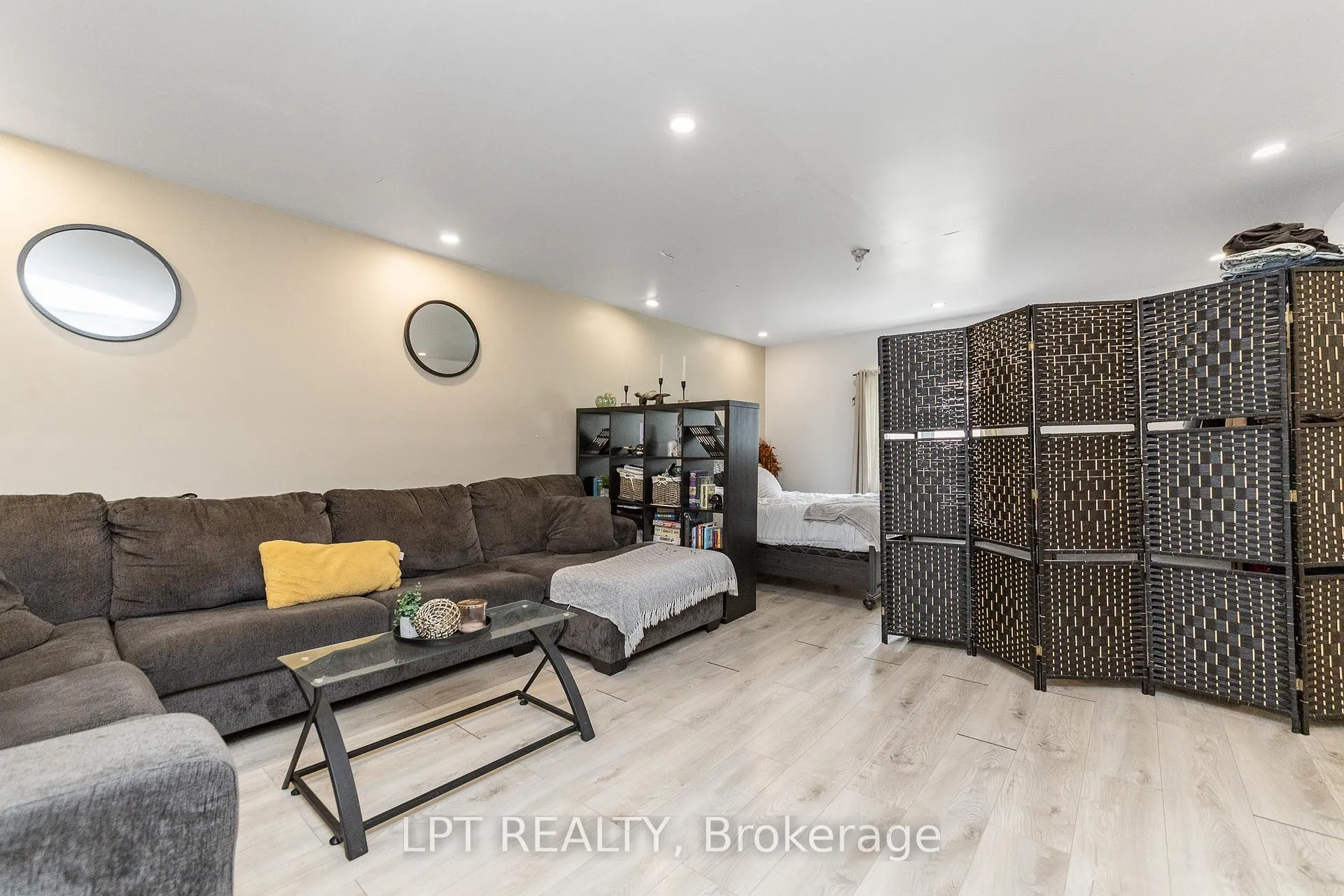 Photo 22 of 361 Iberville Street, Ottawa, Vanier — HOMEH