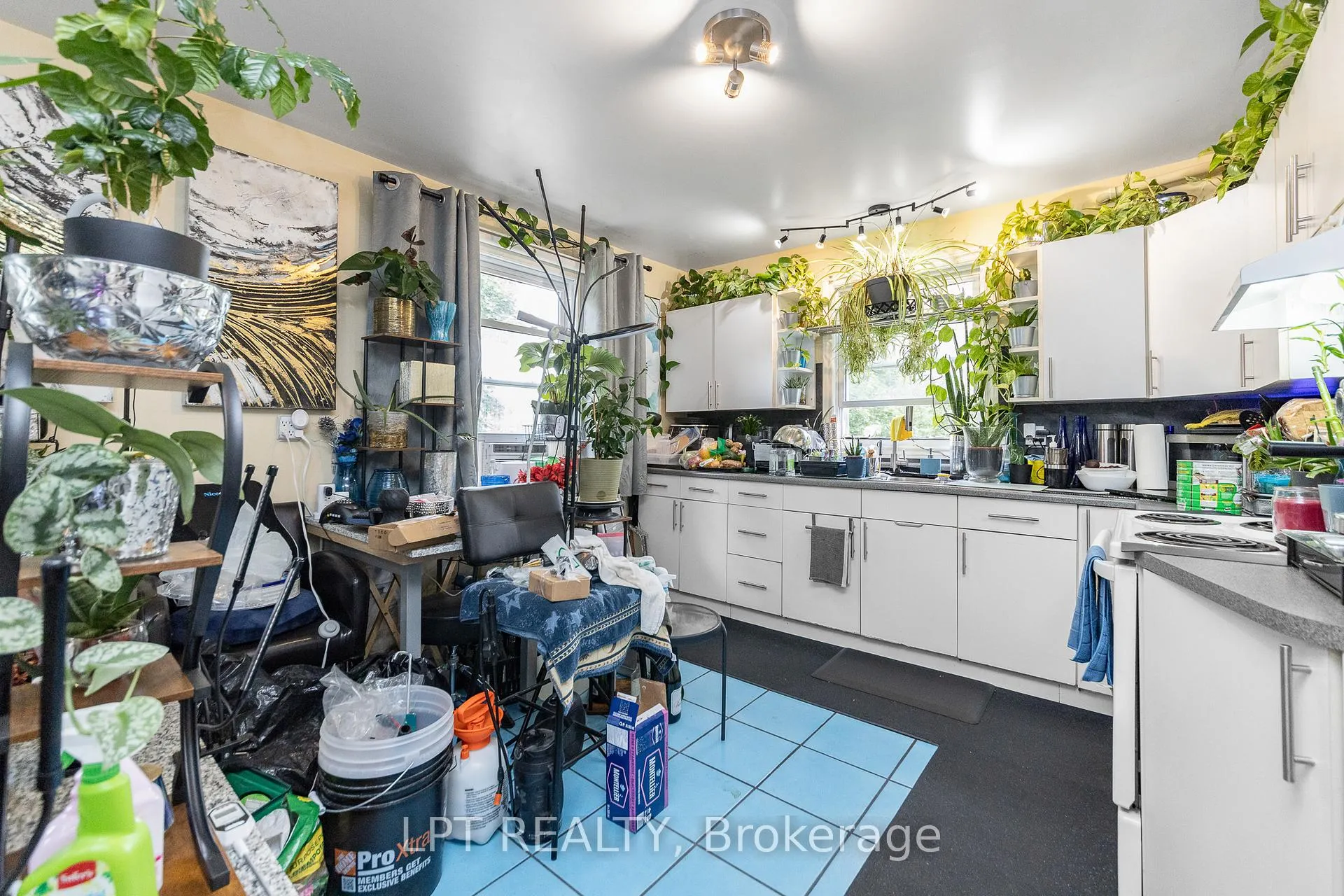 Photo 26 of 361 Iberville Street, Ottawa, Vanier — HOMEH