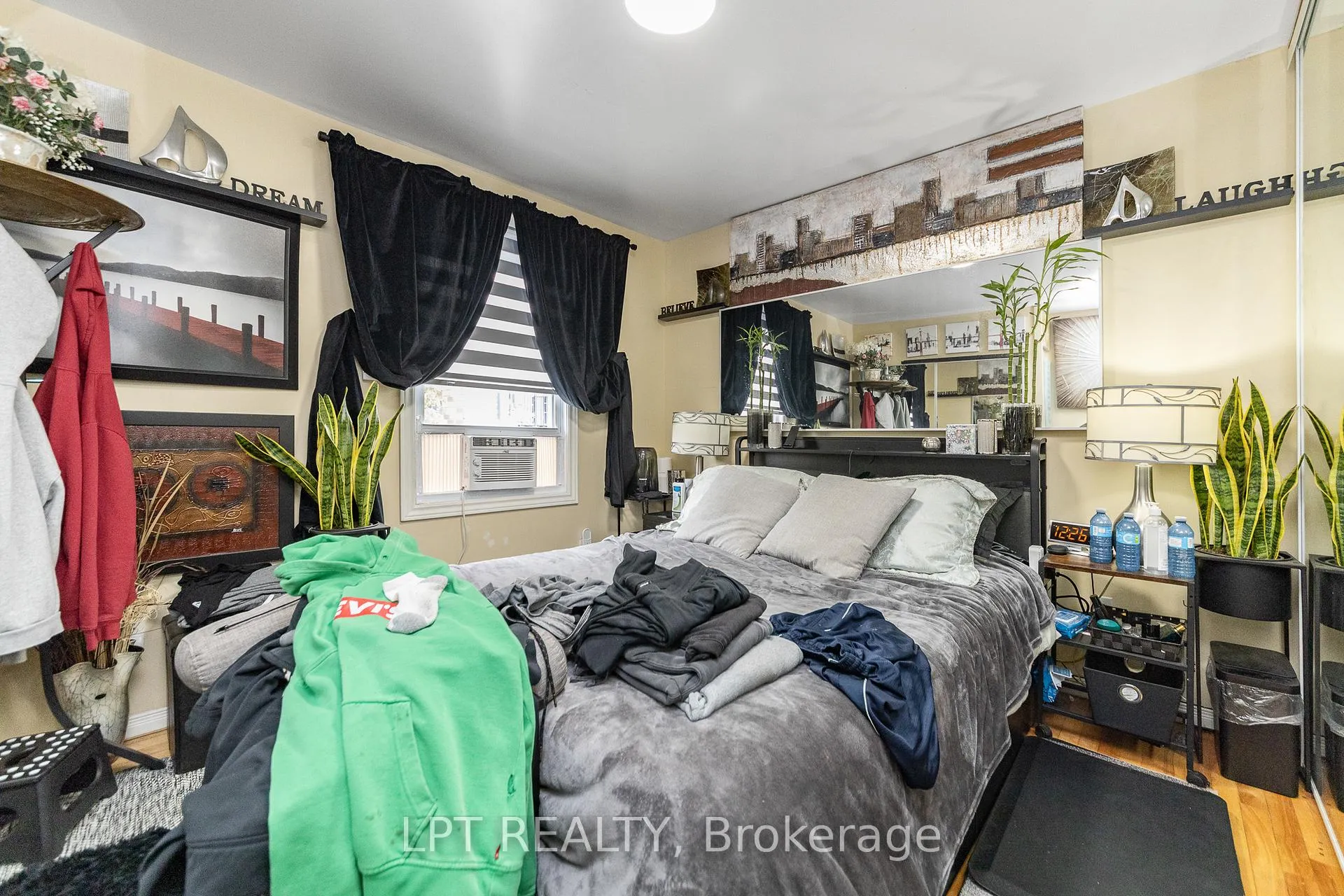 Photo 32 of 361 Iberville Street, Ottawa, Vanier — HOMEH