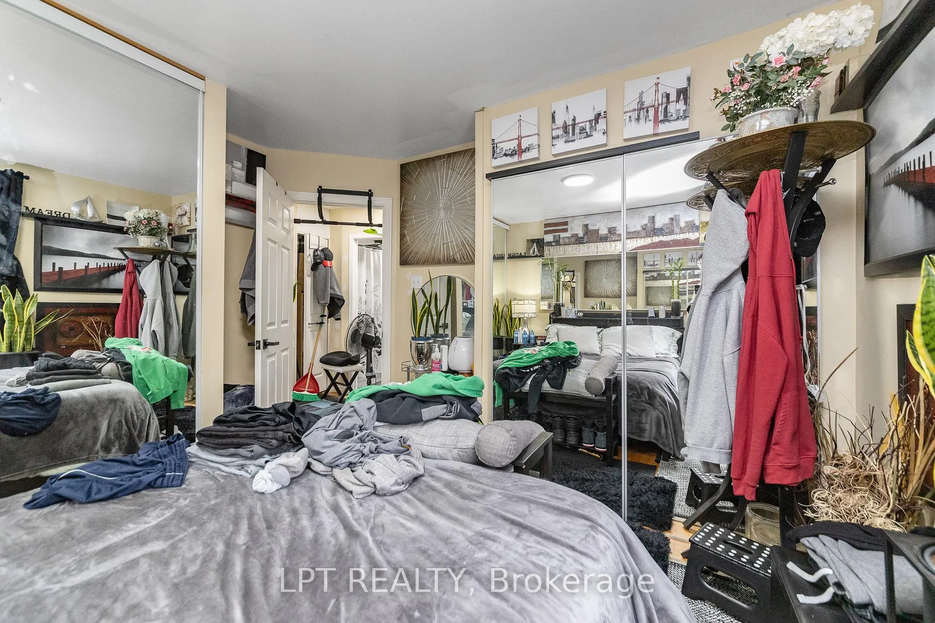 Photo 34 of 361 Iberville Street, Ottawa, Vanier — HOMEH