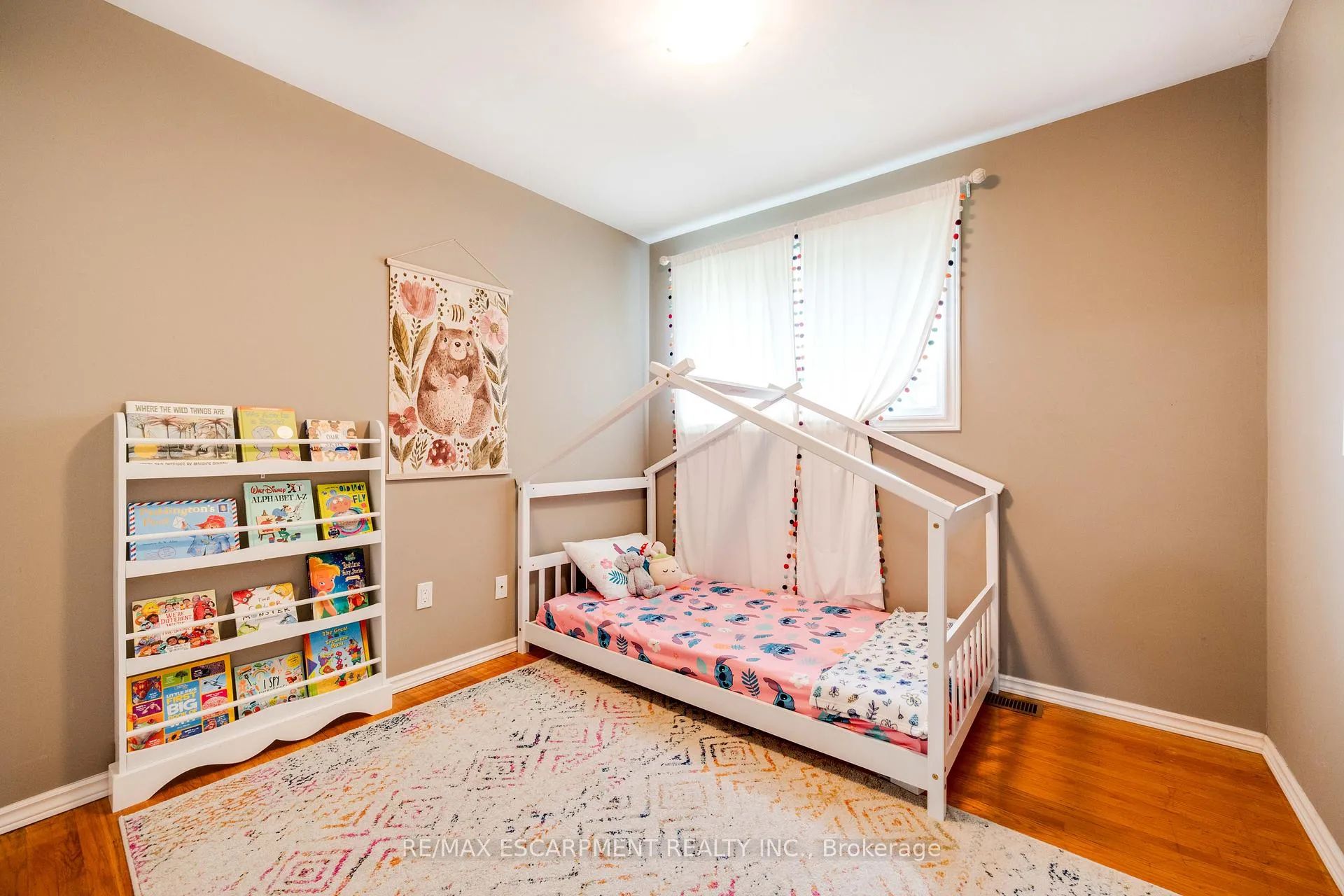 Photo 14 of 69 Tollgate Road, Brantford — HOMEH