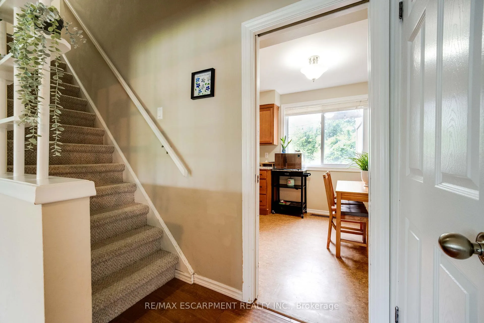 Photo 15 of 69 Tollgate Road, Brantford — HOMEH