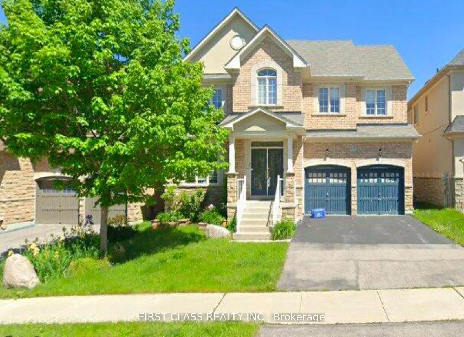 Photo 1 of 1019 Wilbur Pipher Circle, Newmarket, Stonehaven-Wyndham — HOMEH