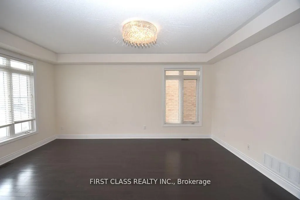 Photo 6 of 1019 Wilbur Pipher Circle, Newmarket, Stonehaven-Wyndham — HOMEH