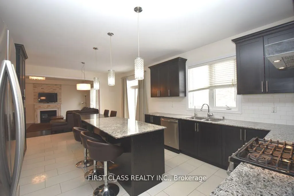 Photo 10 of 1019 Wilbur Pipher Circle, Newmarket, Stonehaven-Wyndham — HOMEH