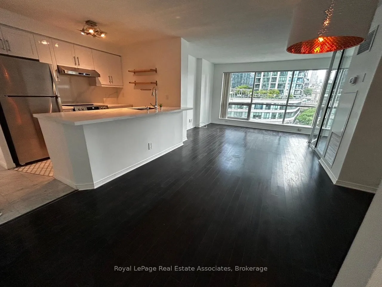Photo 6 of Unit 507, 10 Yonge Street, Toronto, Waterfront Communities — HOMEH