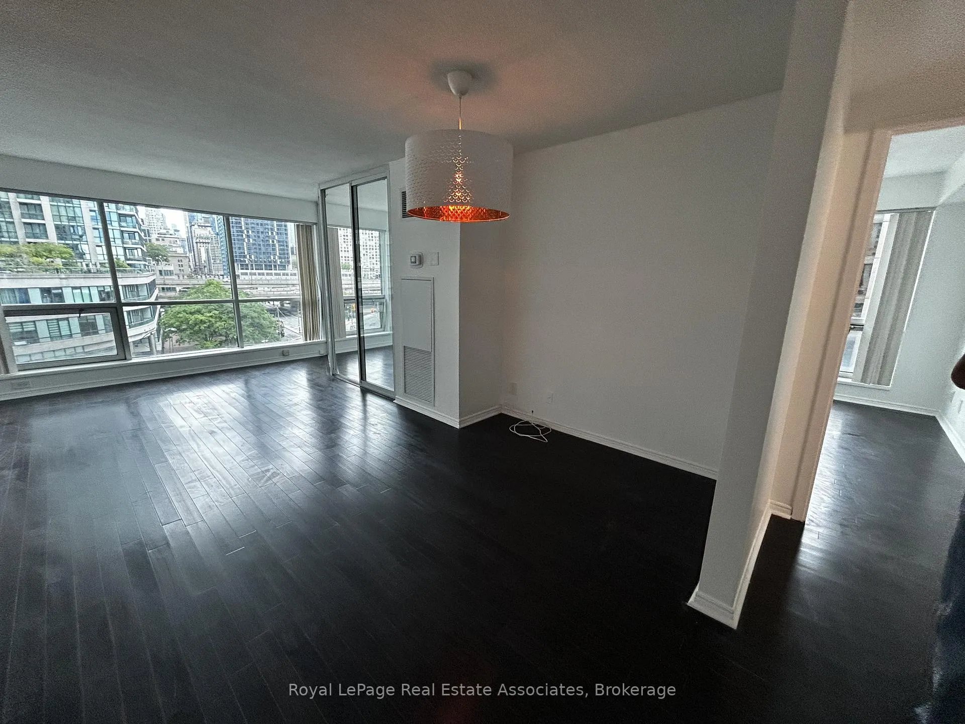 Photo 8 of Unit 507, 10 Yonge Street, Toronto, Waterfront Communities — HOMEH