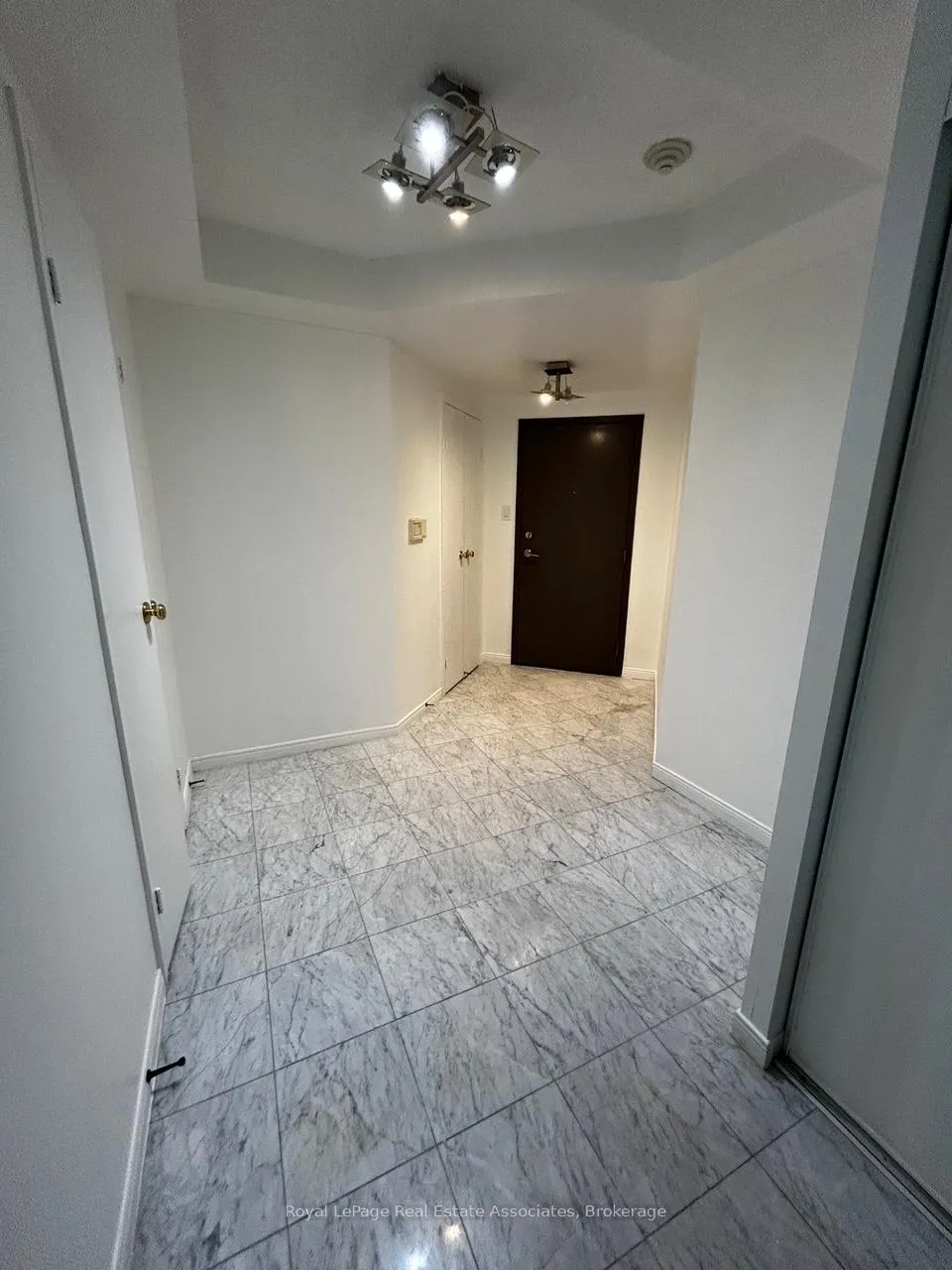 Photo 15 of Unit 507, 10 Yonge Street, Toronto, Waterfront Communities — HOMEH