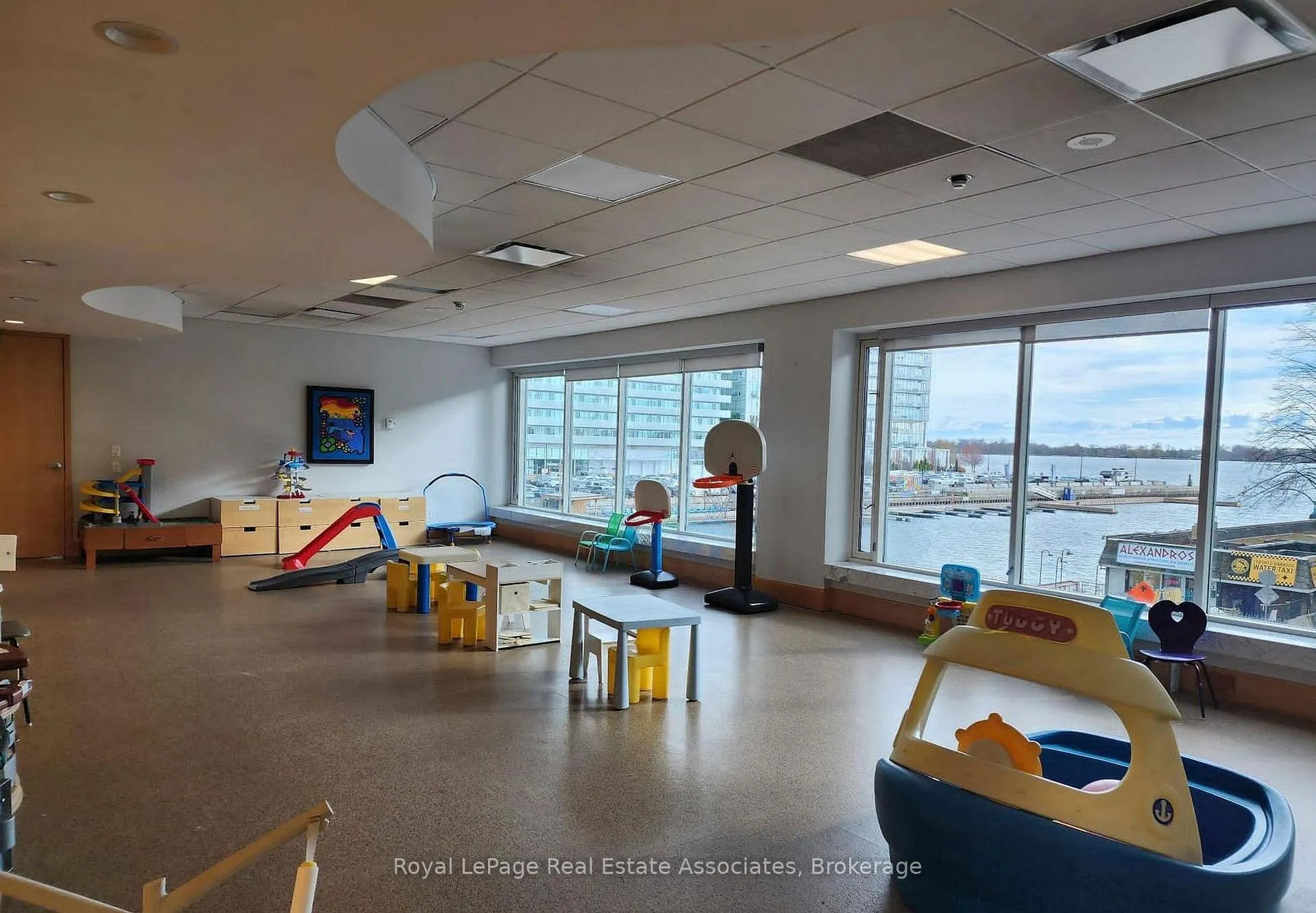 Photo 21 of Unit 507, 10 Yonge Street, Toronto, Waterfront Communities — HOMEH