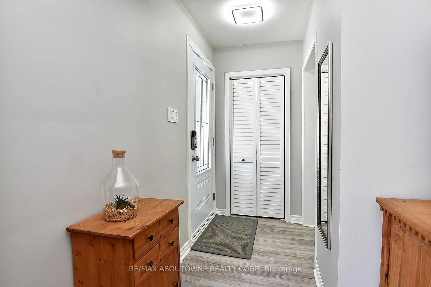 Photo 5 of 314 Bevan Drive, Burlington, Appleby — HOMEH