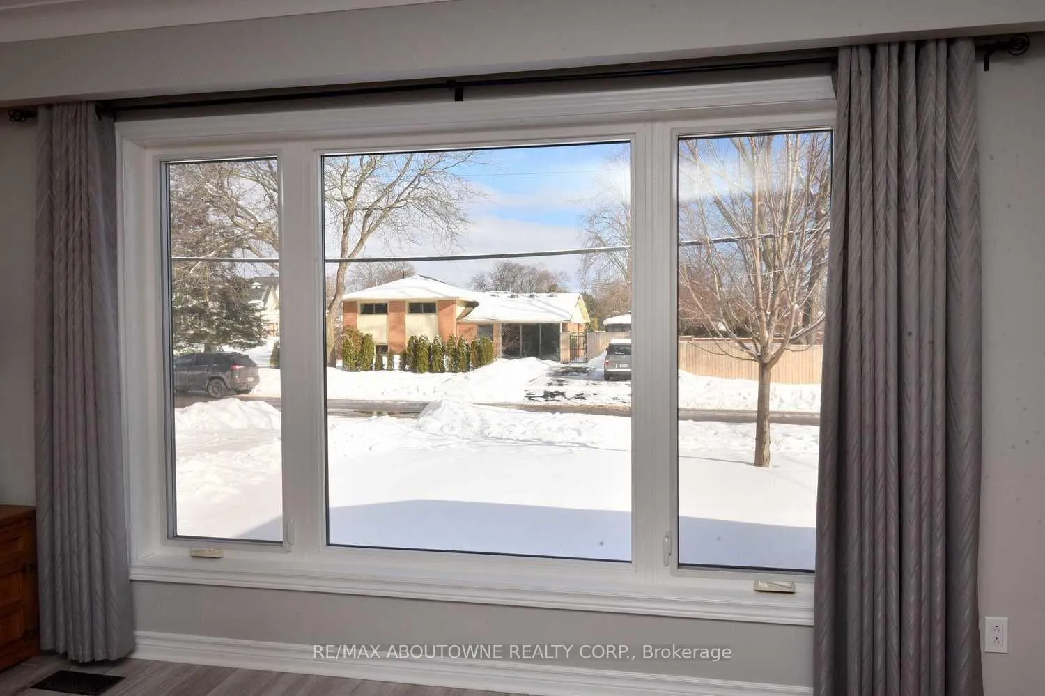 Photo 9 of 314 Bevan Drive, Burlington, Appleby — HOMEH