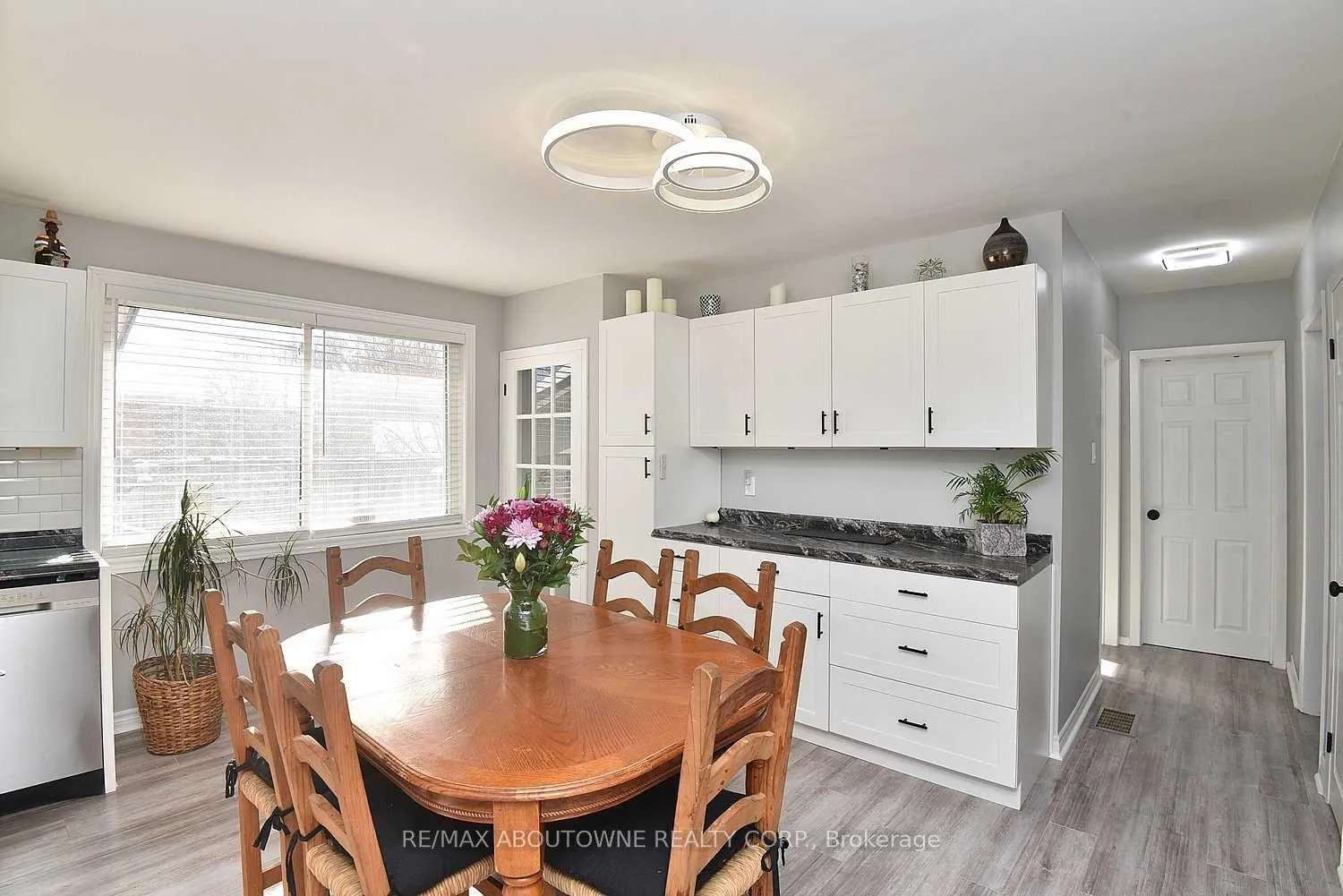 Photo 12 of 314 Bevan Drive, Burlington, Appleby — HOMEH