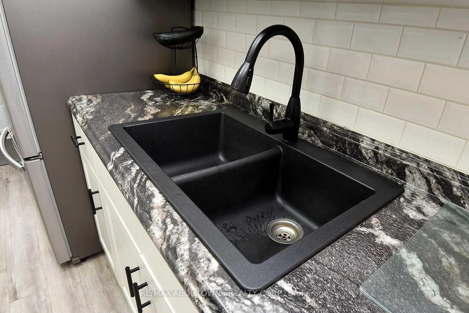 Photo 16 of 314 Bevan Drive, Burlington, Appleby — HOMEH